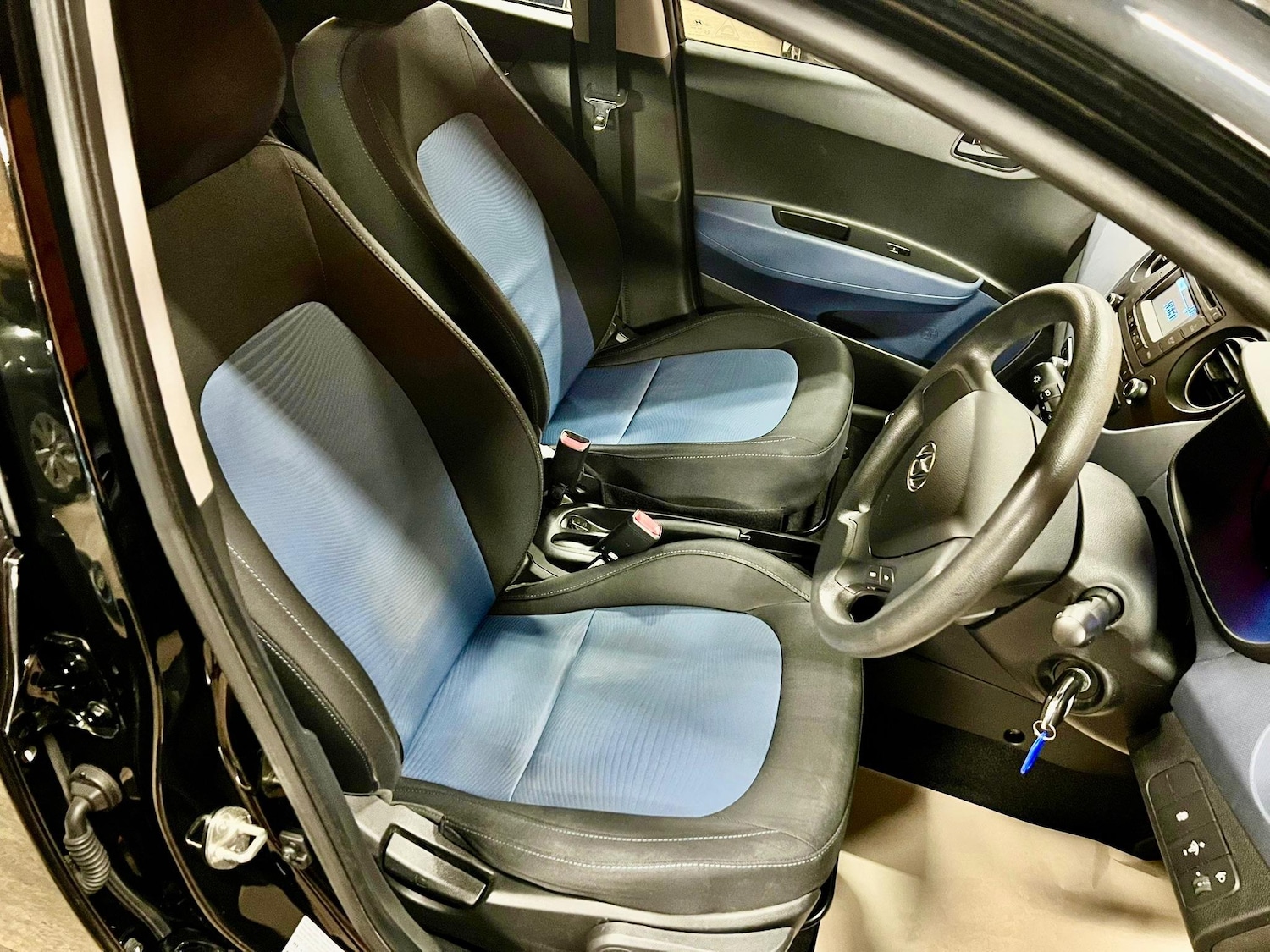 Used Hyundai i10 2014 for sale - 77395896: Photo 13