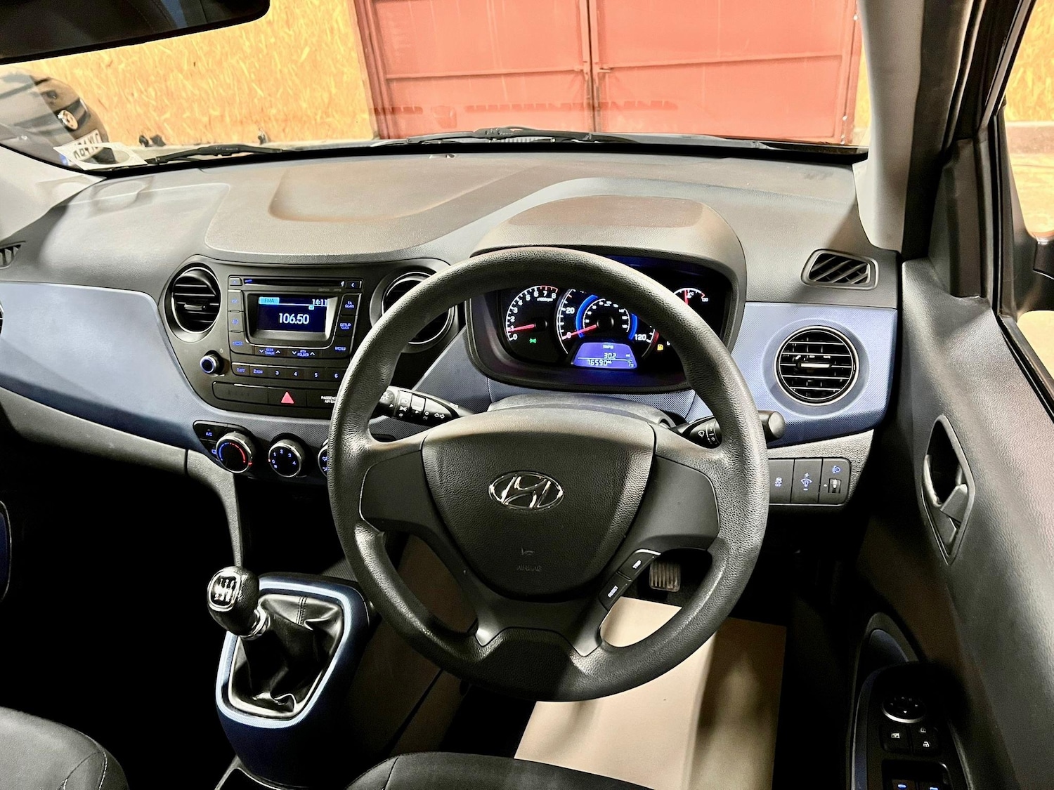Used Hyundai i10 2014 for sale - 77395896: Photo 18