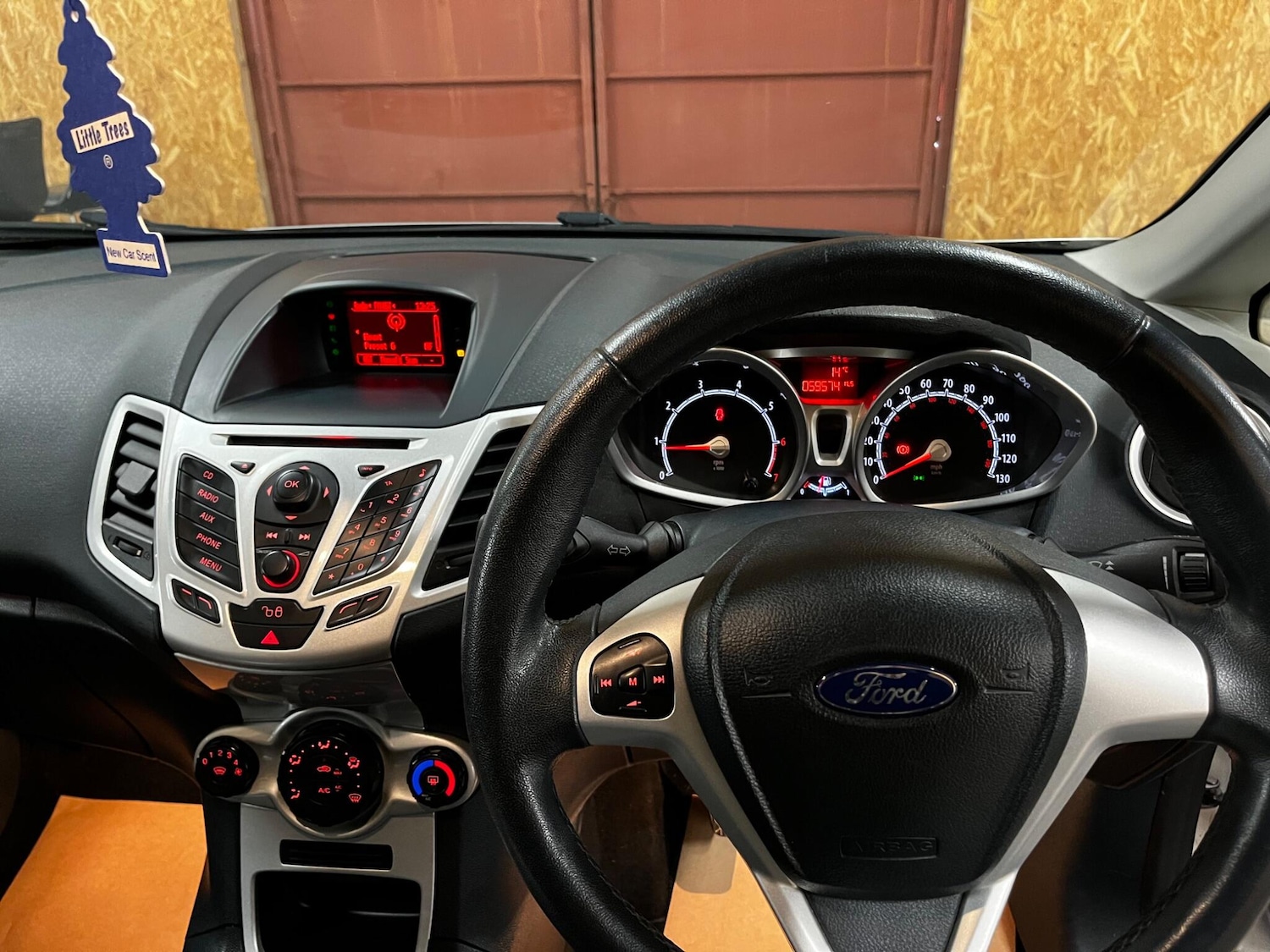 Used Ford Fiesta 2012 for sale - 77898276: Photo 12