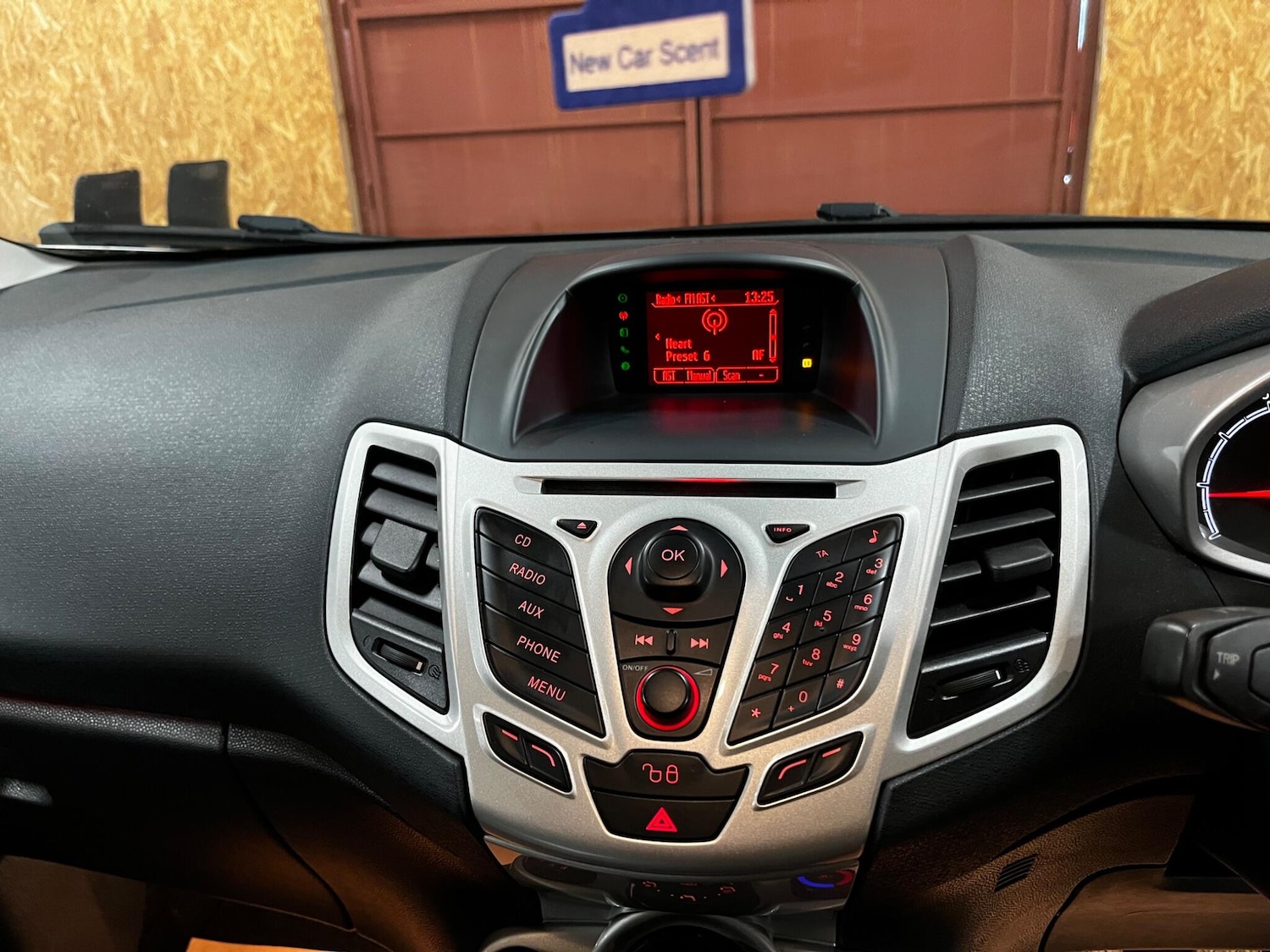 Used Ford Fiesta 2012 for sale - 77898276: Photo 14