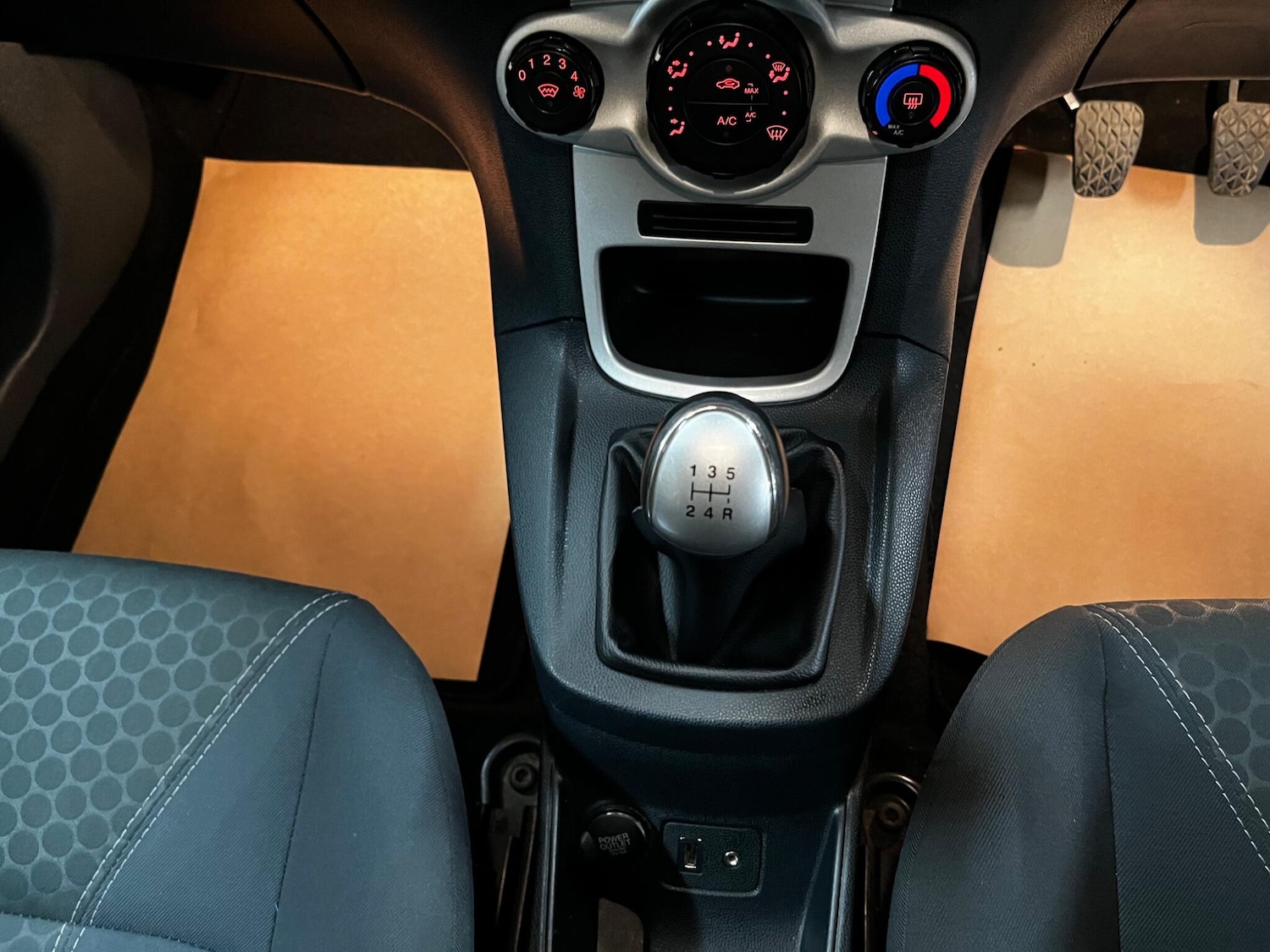 Used Ford Fiesta 2012 for sale - 77898276: Photo 16