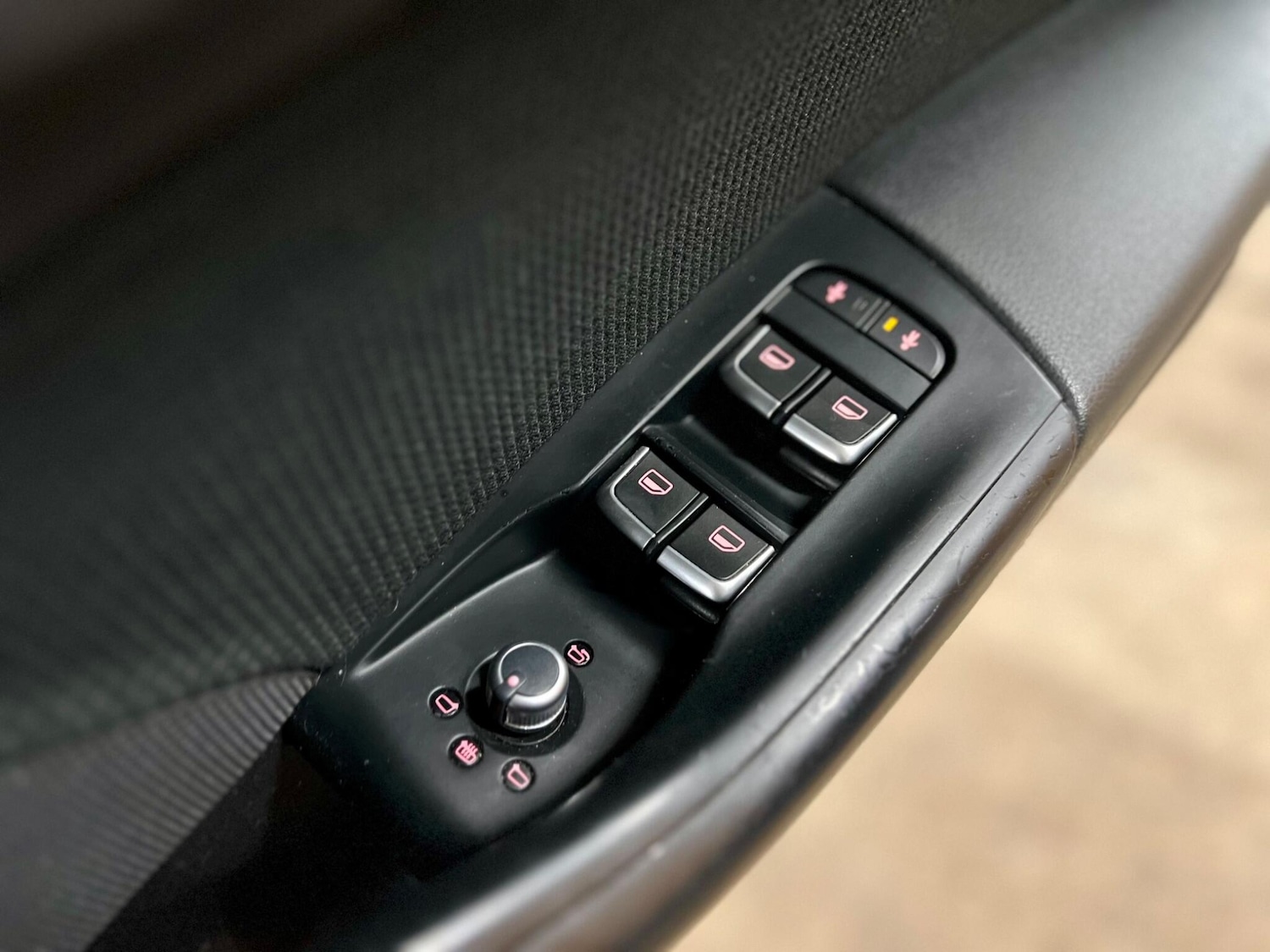 Used Audi Q3 2015 for sale - 76619939: Photo 19