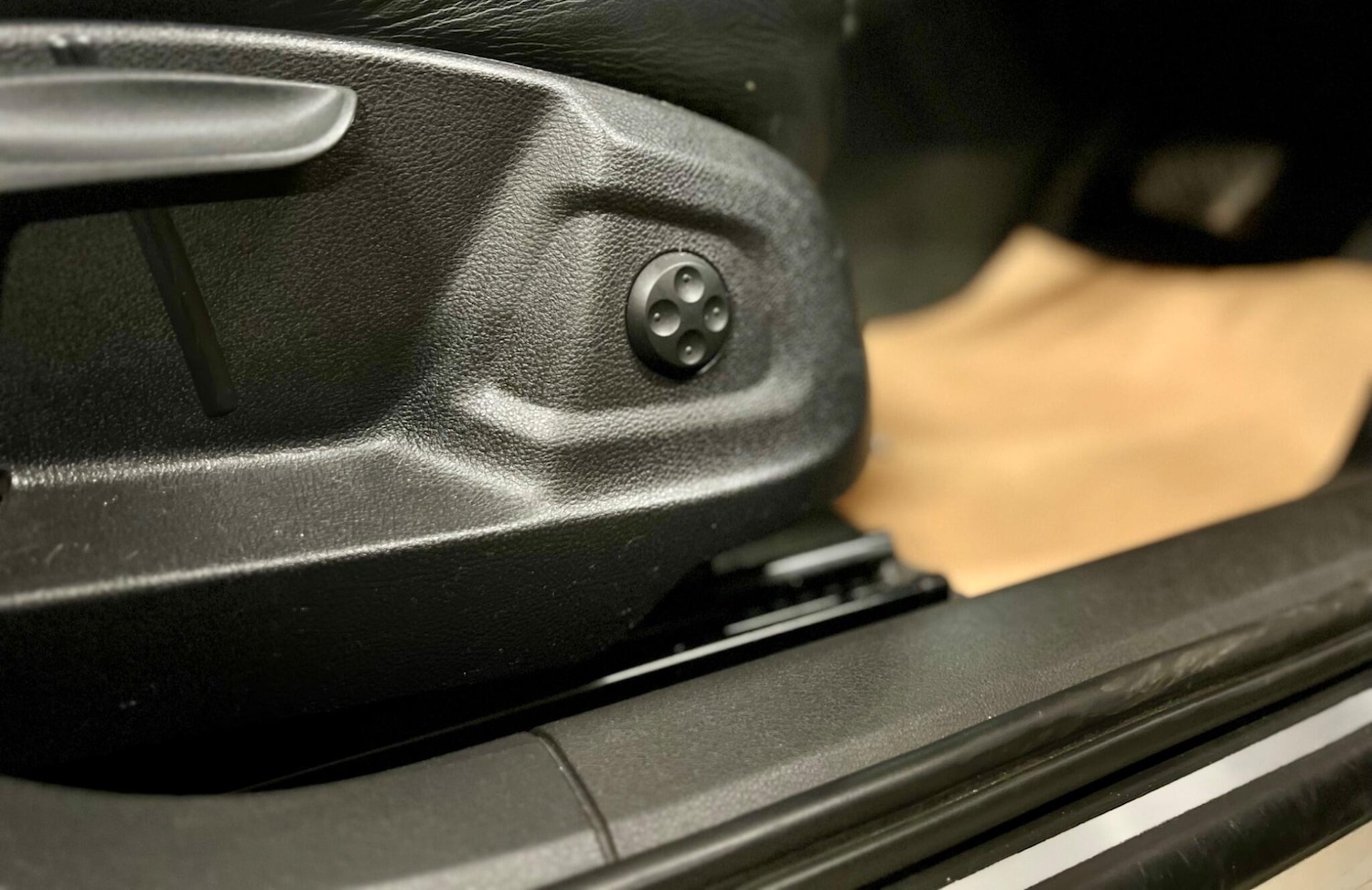 Used Audi Q3 2015 for sale - 76619939: Photo 20