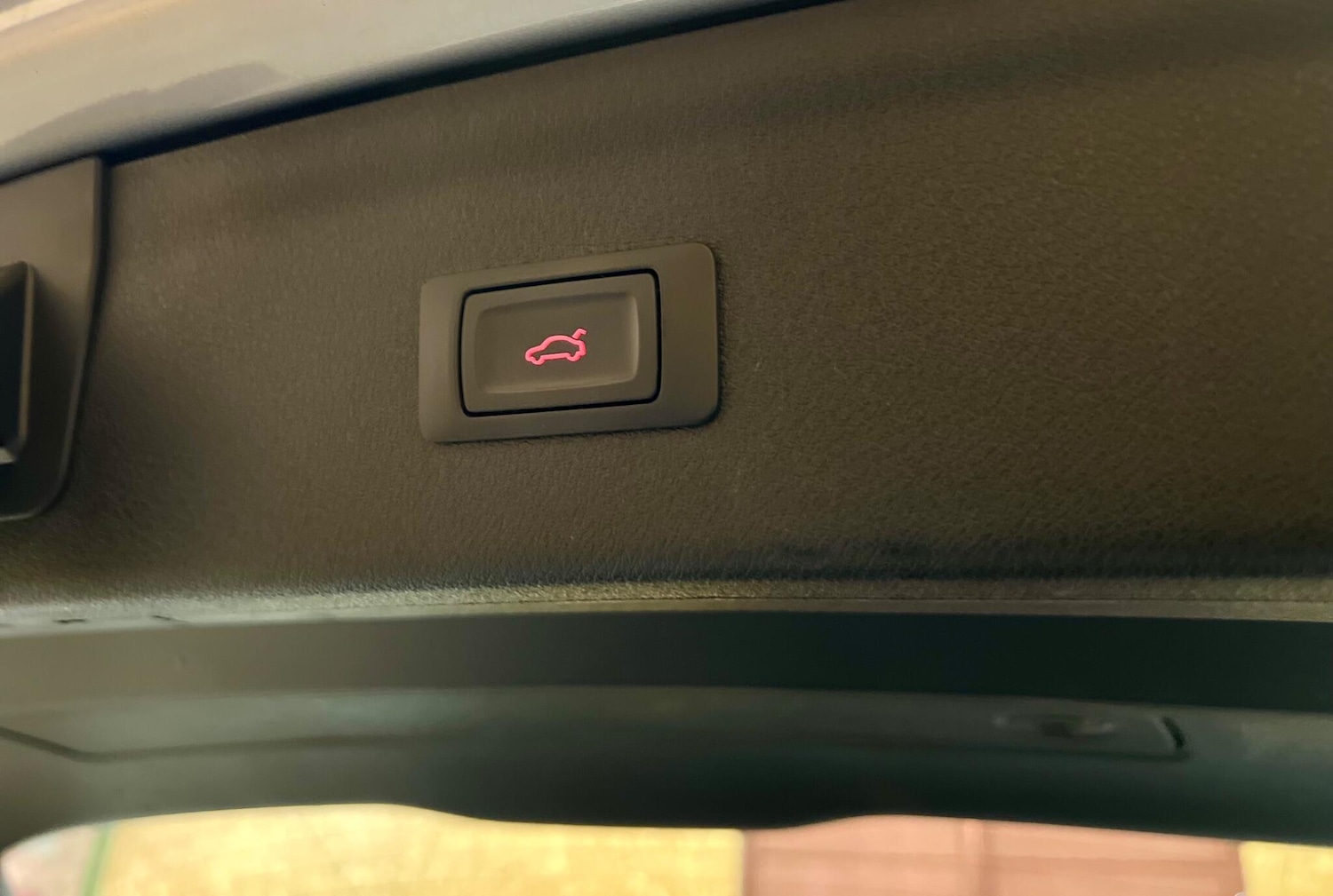 Used Audi Q3 2015 for sale - 76619939: Photo 21