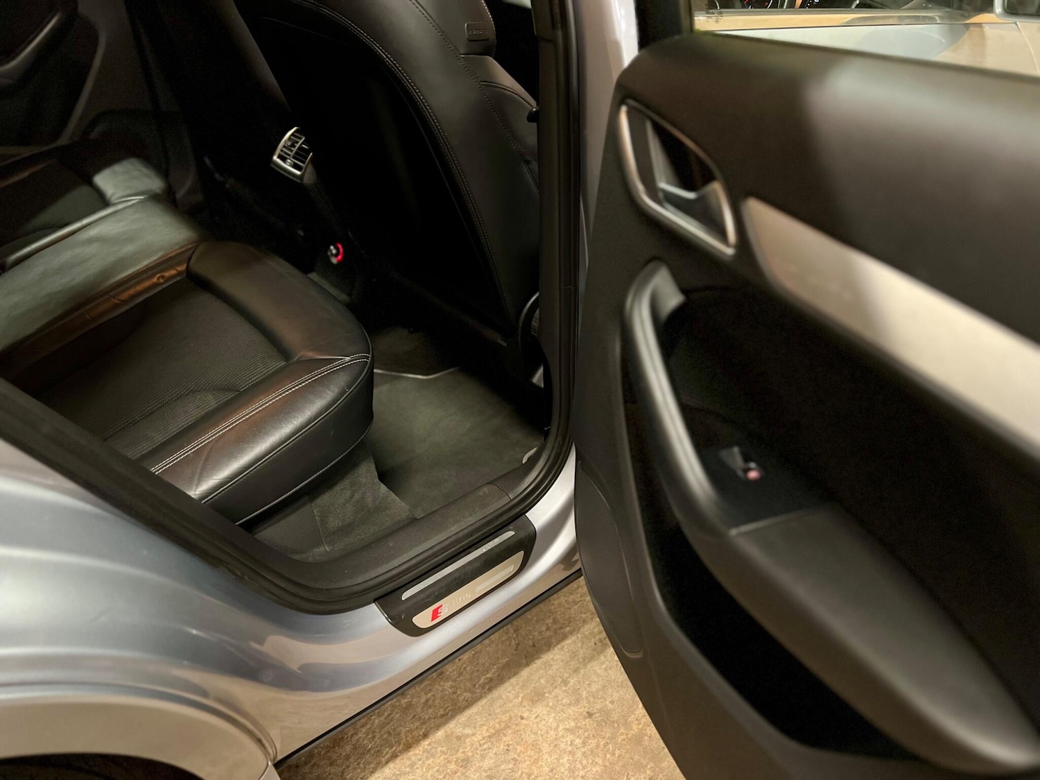 Used Audi Q3 2015 for sale - 76619939: Photo 50