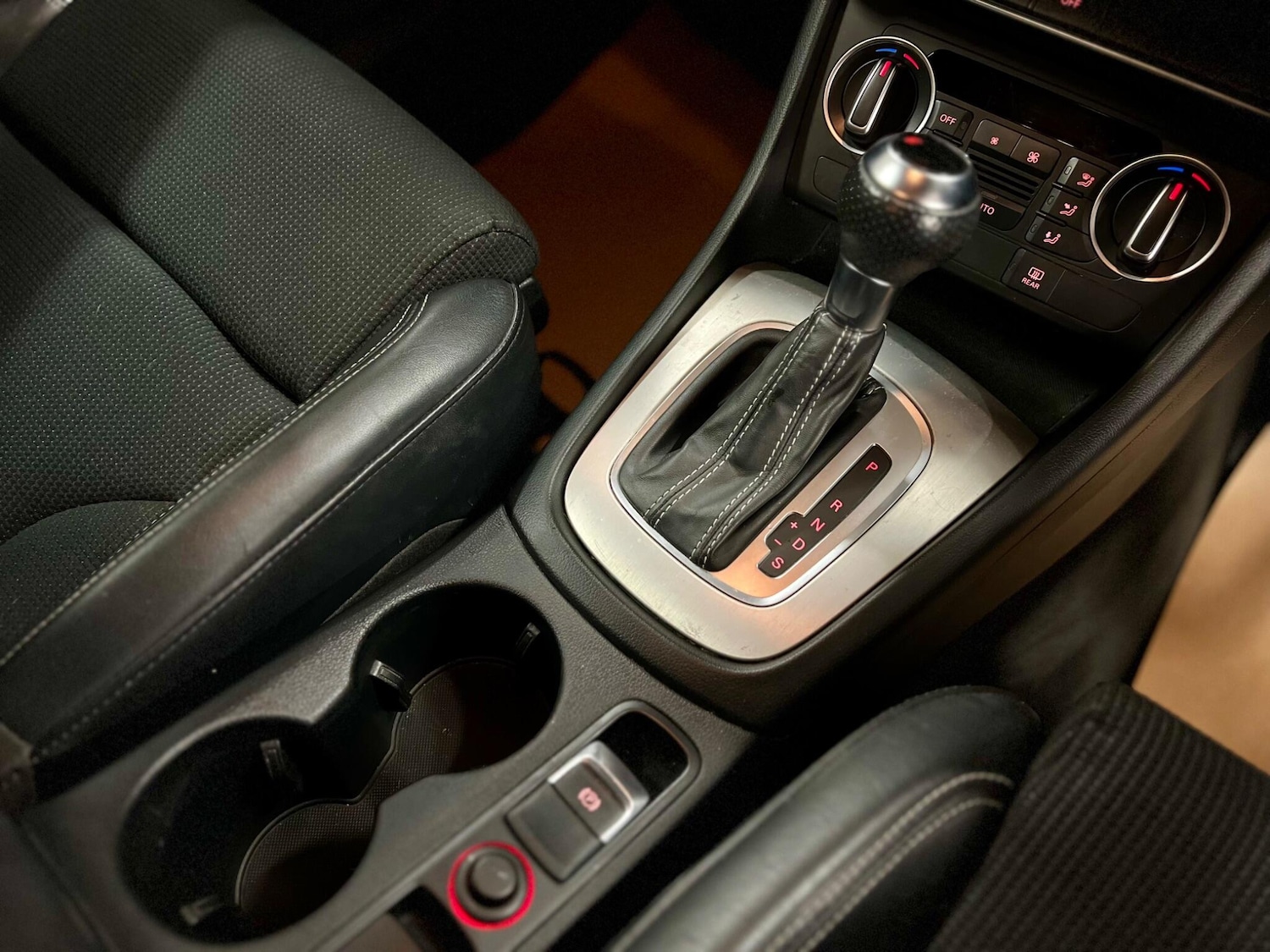 Used Audi Q3 2015 for sale - 76619939: Photo 9