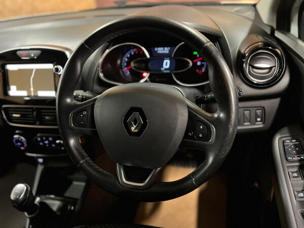 Used Renault Clio 2018 for sale - 76215491: Photo 17