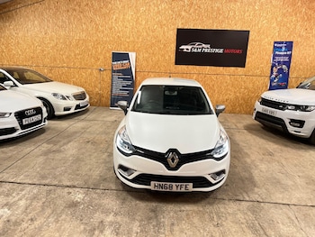 Used Renault Clio 2018 for sale - 76215491: Photo 2