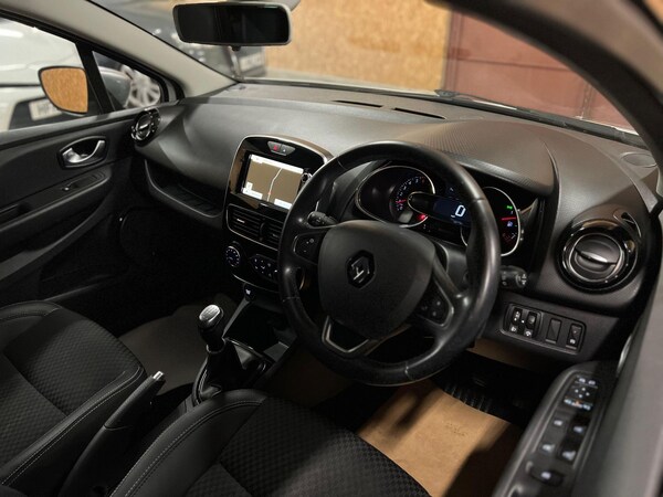 Used Renault Clio 2018 for sale - 76215491: Photo 9