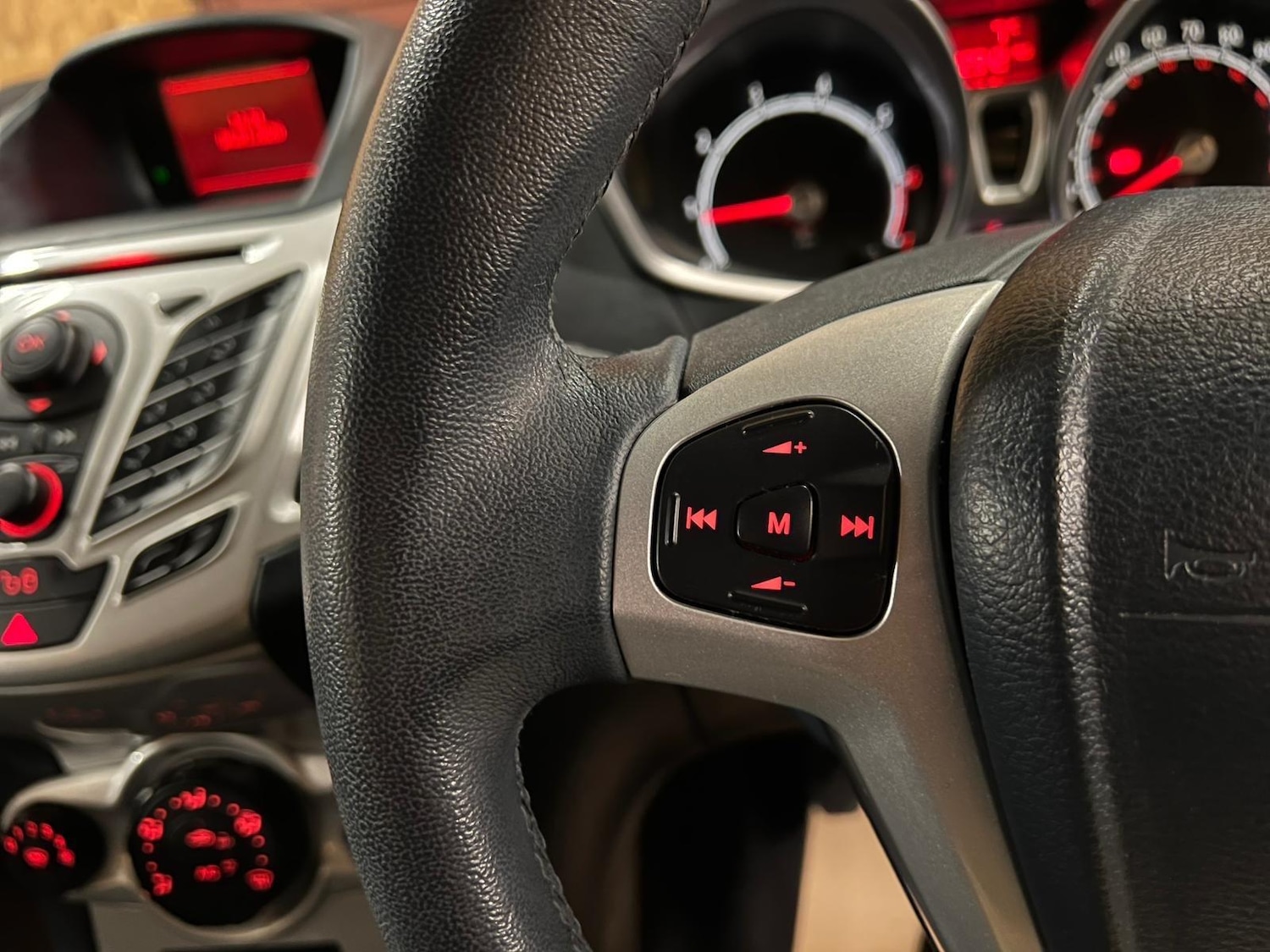 Used Ford Fiesta 2012 for sale - 77550272: Photo 15