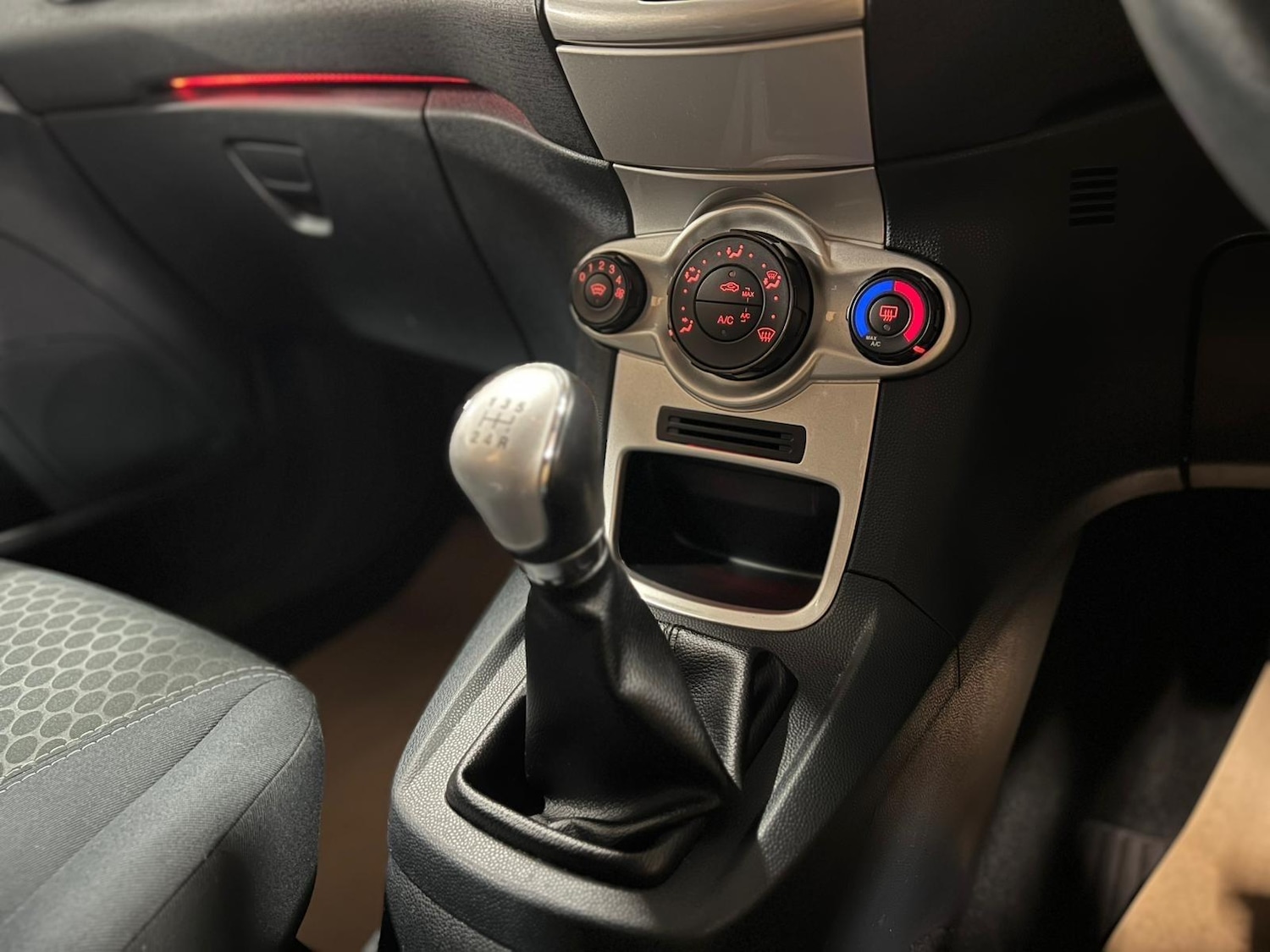 Used Ford Fiesta 2012 for sale - 77550272: Photo 9