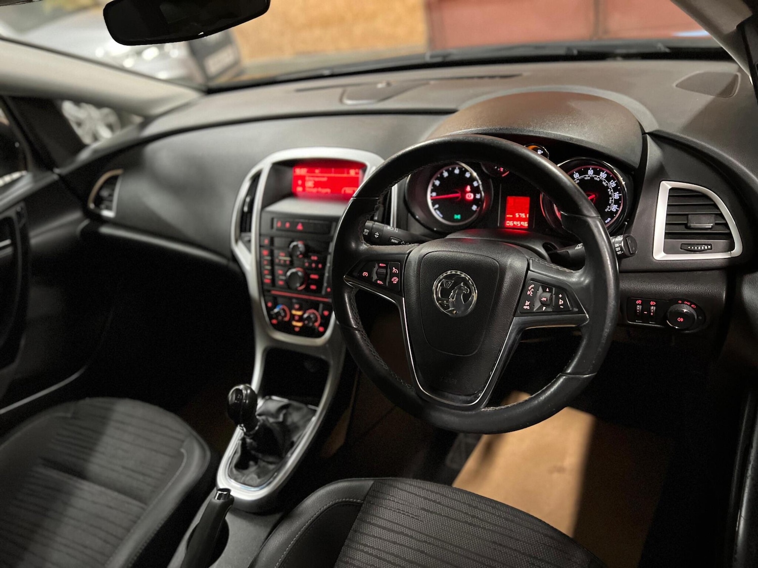 Used Vauxhall Astra 2015 for sale - 77633484: Photo 12