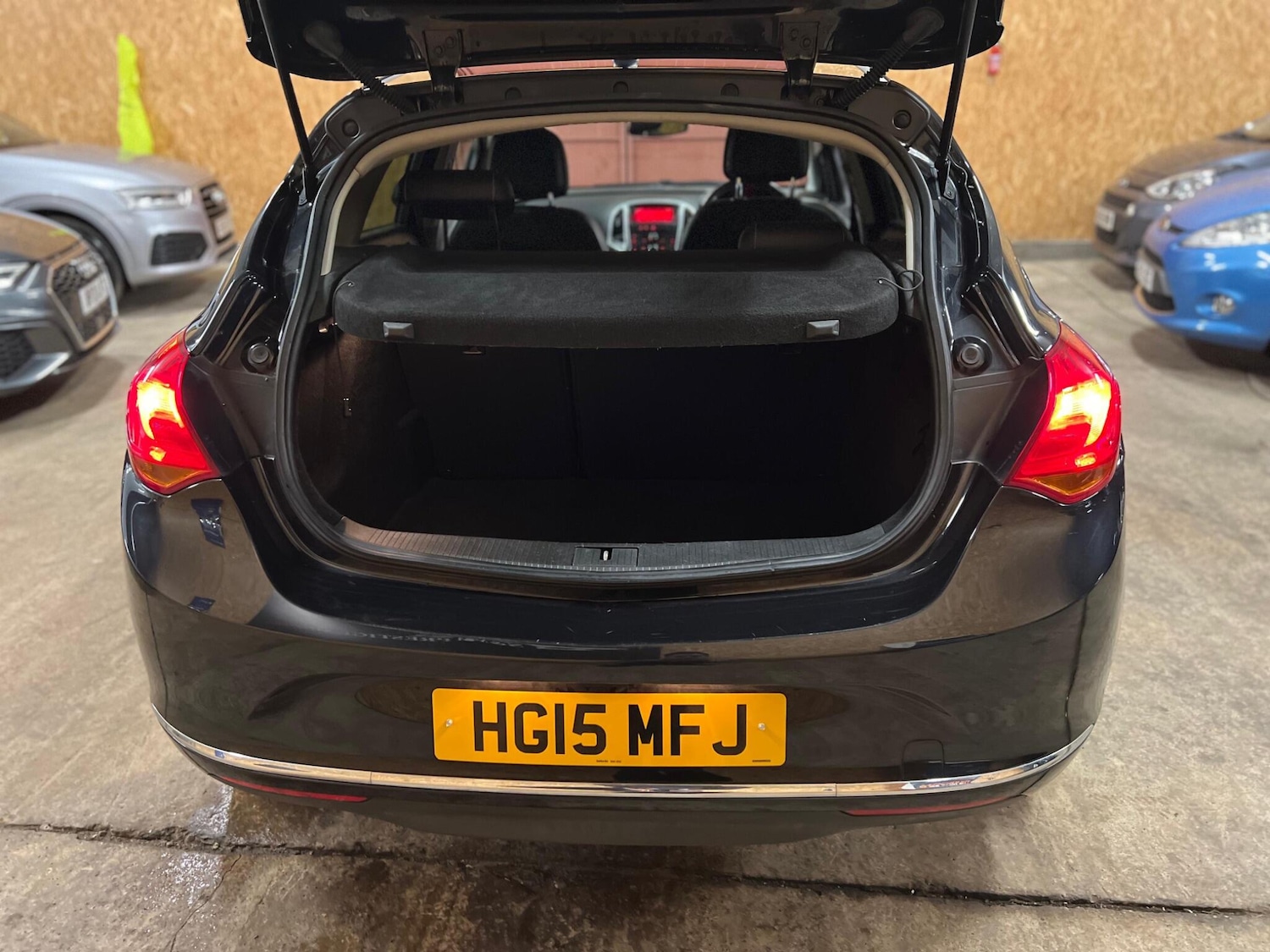 Used Vauxhall Astra 2015 for sale - 77633484: Photo 21