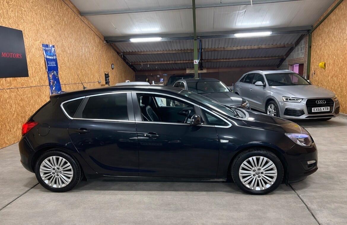 Used Vauxhall Astra 2015 for sale - 77633484: Photo 7