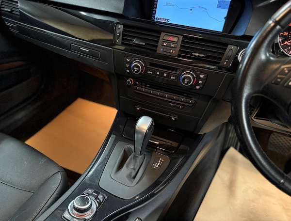 Used BMW 3 Series 2010 for sale - 76200380: Photo 13