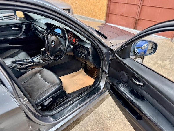 Used BMW 3 Series 2010 for sale - 76200380: Photo 15