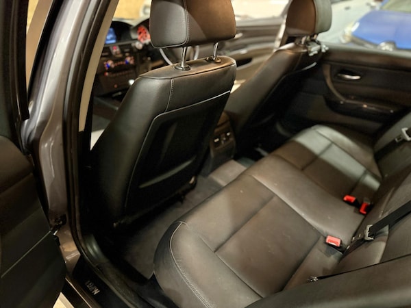 Used BMW 3 Series 2010 for sale - 76200380: Photo 17