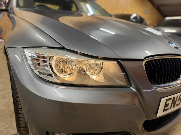 Used BMW 3 Series 2010 for sale - 76200380: Photo 32