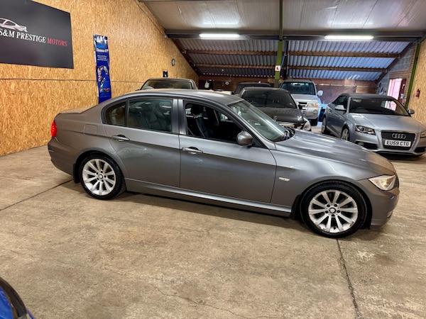 Used BMW 3 Series 2010 for sale - 76200380: Photo 9