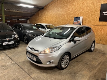 Used Ford Fiesta 2010 for sale - 79236431: Photo