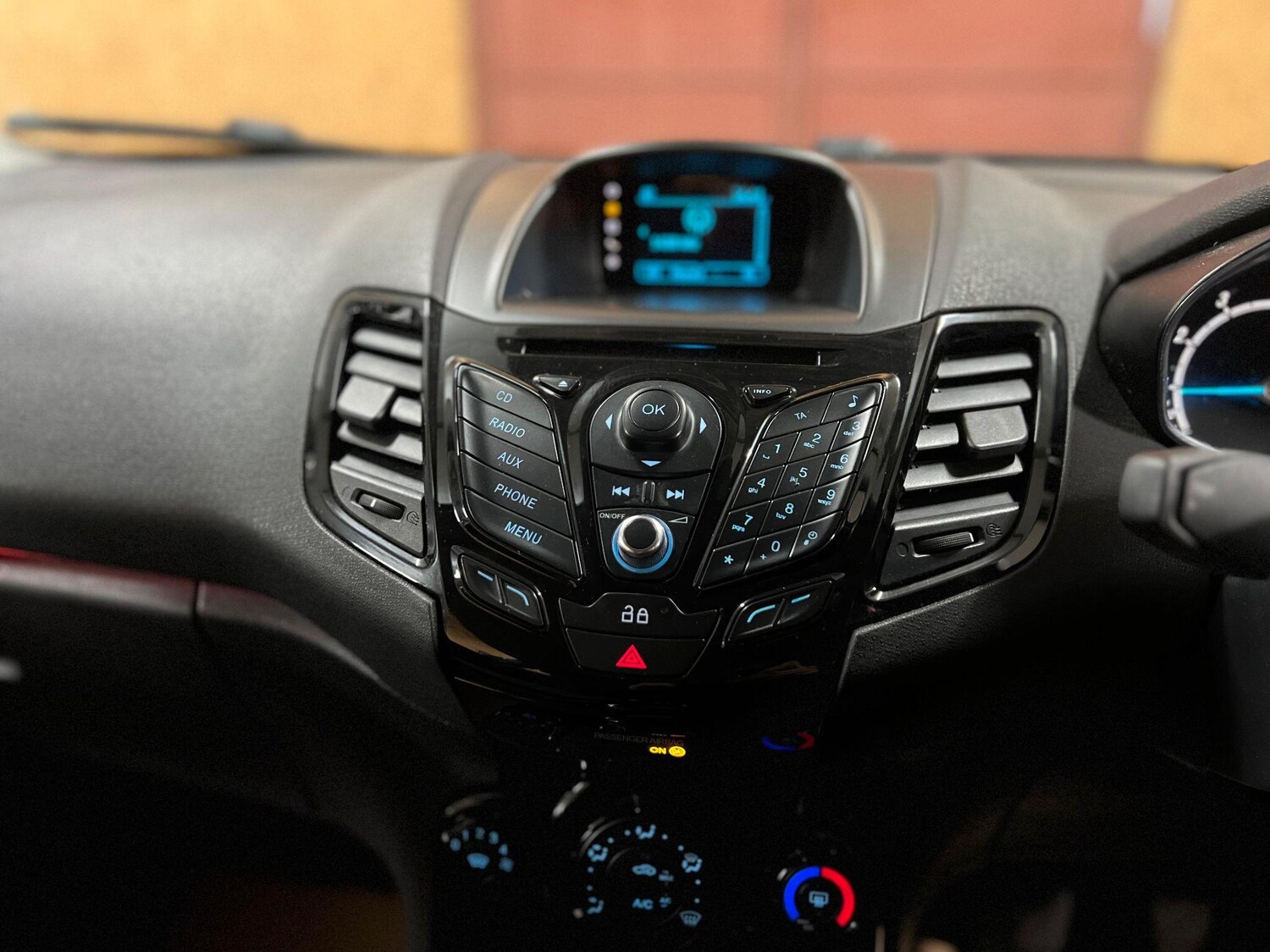 Used Ford Fiesta 2013 for sale - 76550950: Photo 25