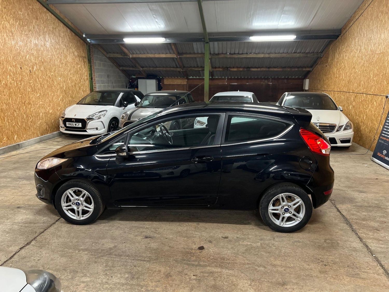 Used Ford Fiesta 2013 for sale - 76550950: Photo 5