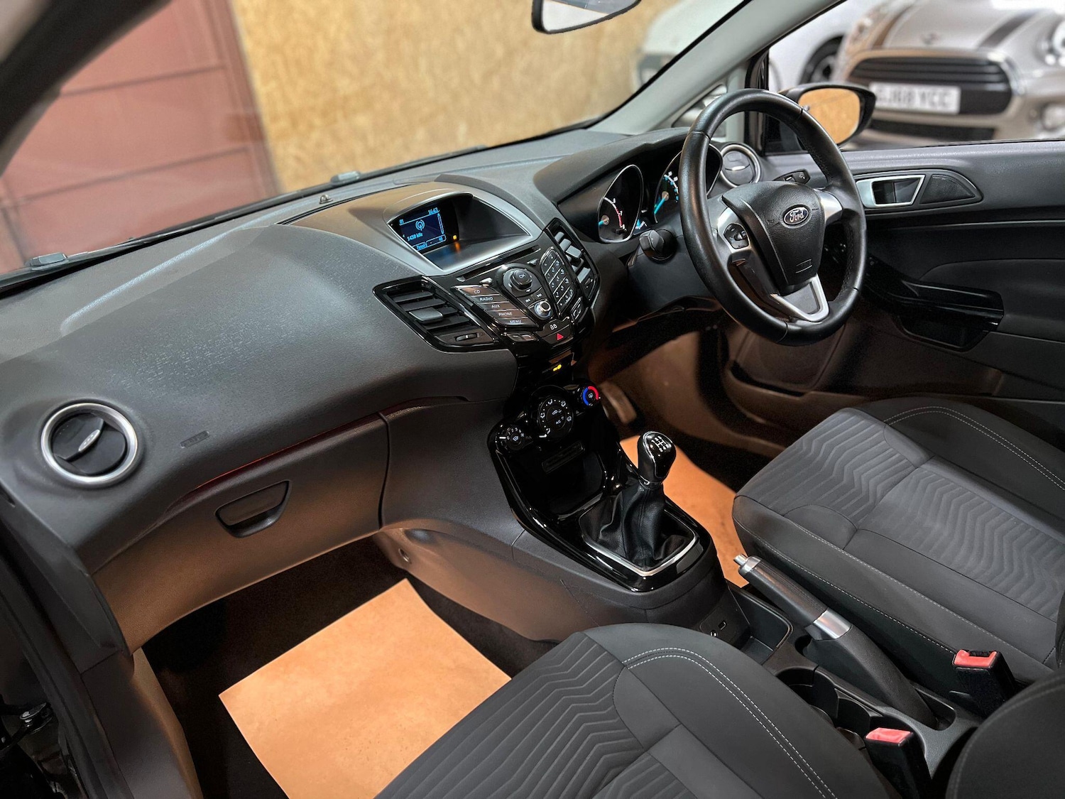 Used Ford Fiesta 2013 for sale - 76550950: Photo 9