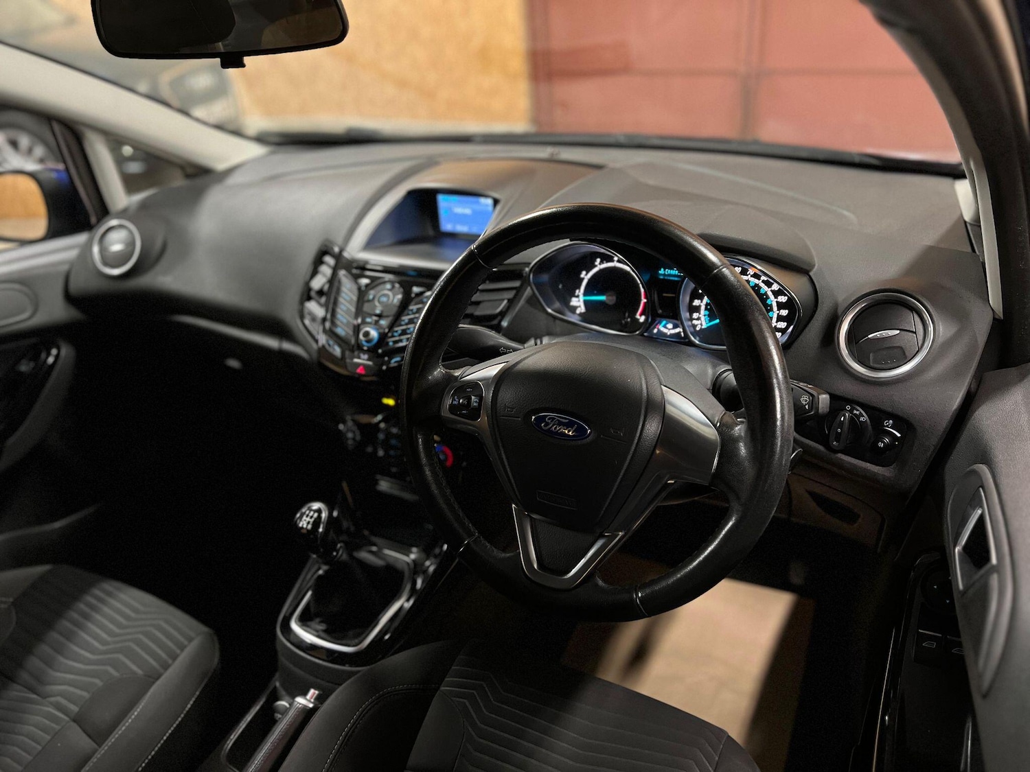 Used Ford Fiesta 2015 for sale - 77768323: Photo 11