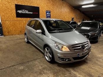 Used Mercedes-Benz B Class 2010 for sale - 78135695: Photo