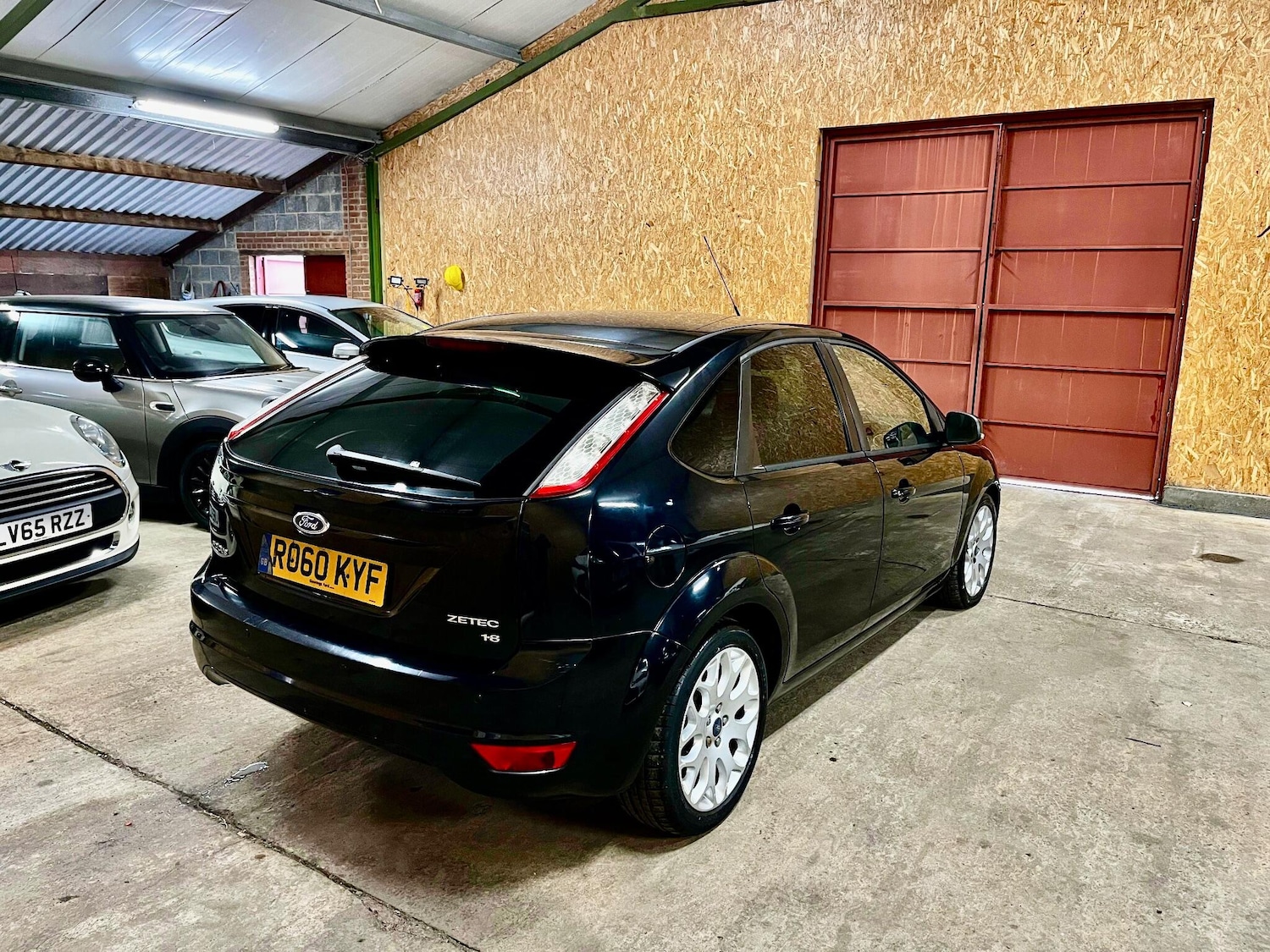 Used Ford Focus 2010 for sale - 77205063: Photo 8