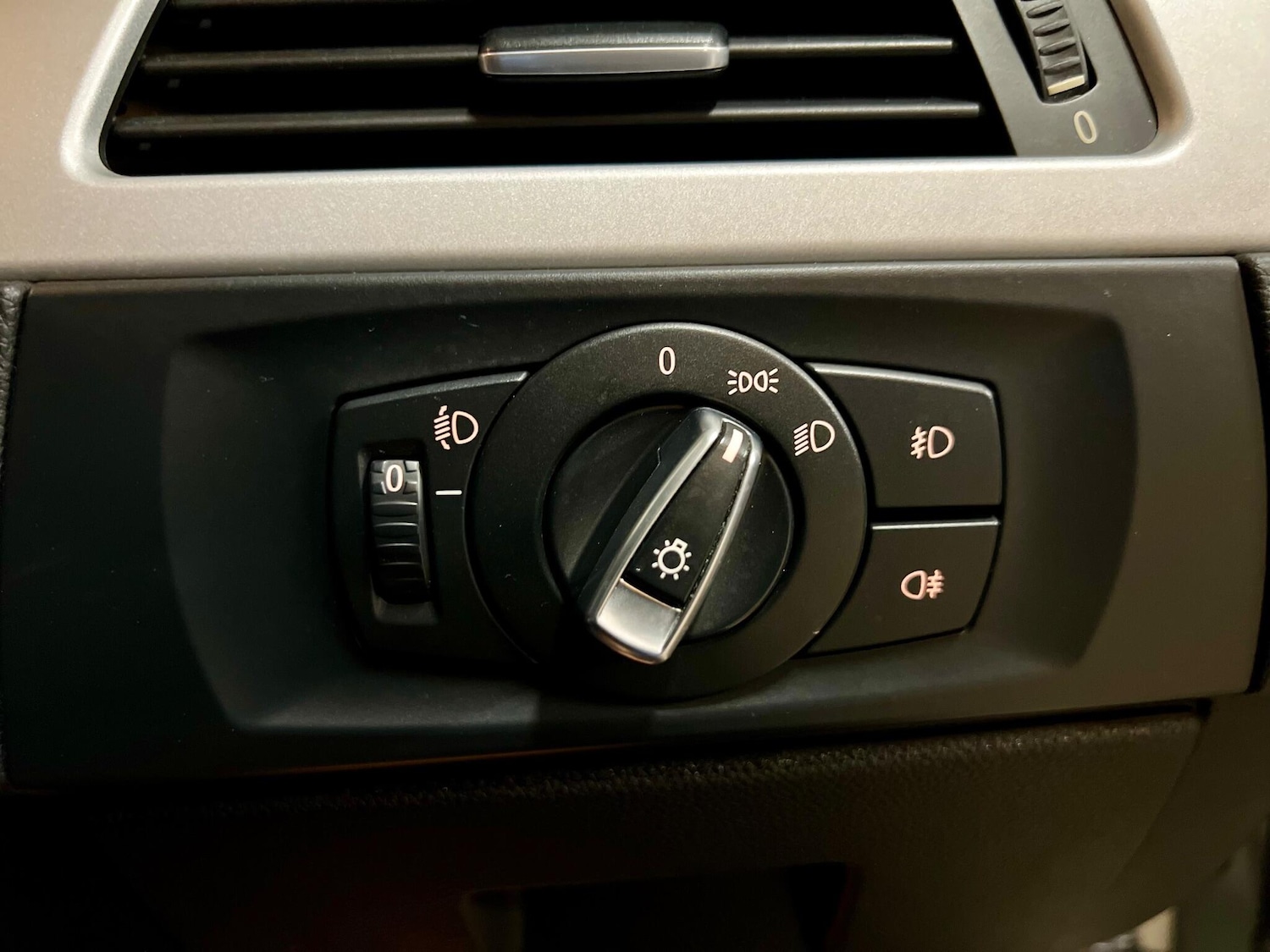 Used BMW 3 Series 2010 for sale - 76990695: Photo 17