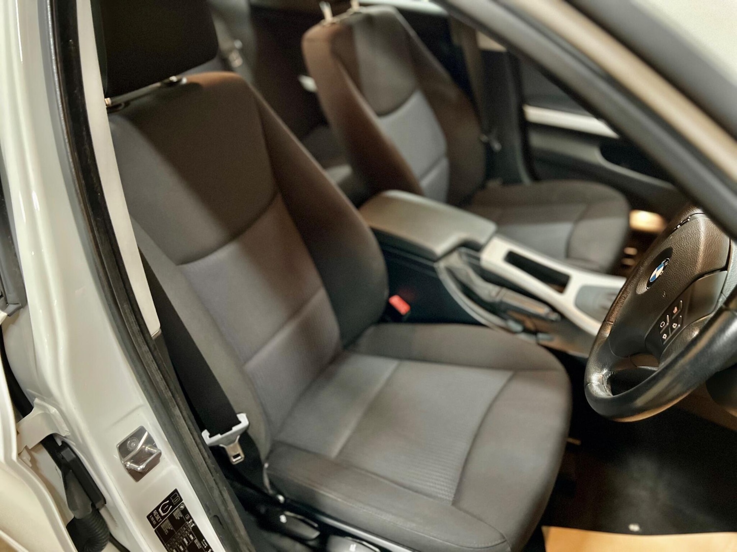 Used BMW 3 Series 2010 for sale - 76990695: Photo 20