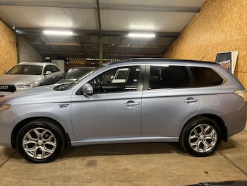 Used Mitsubishi Outlander 2015 for sale - 78528824: Photo