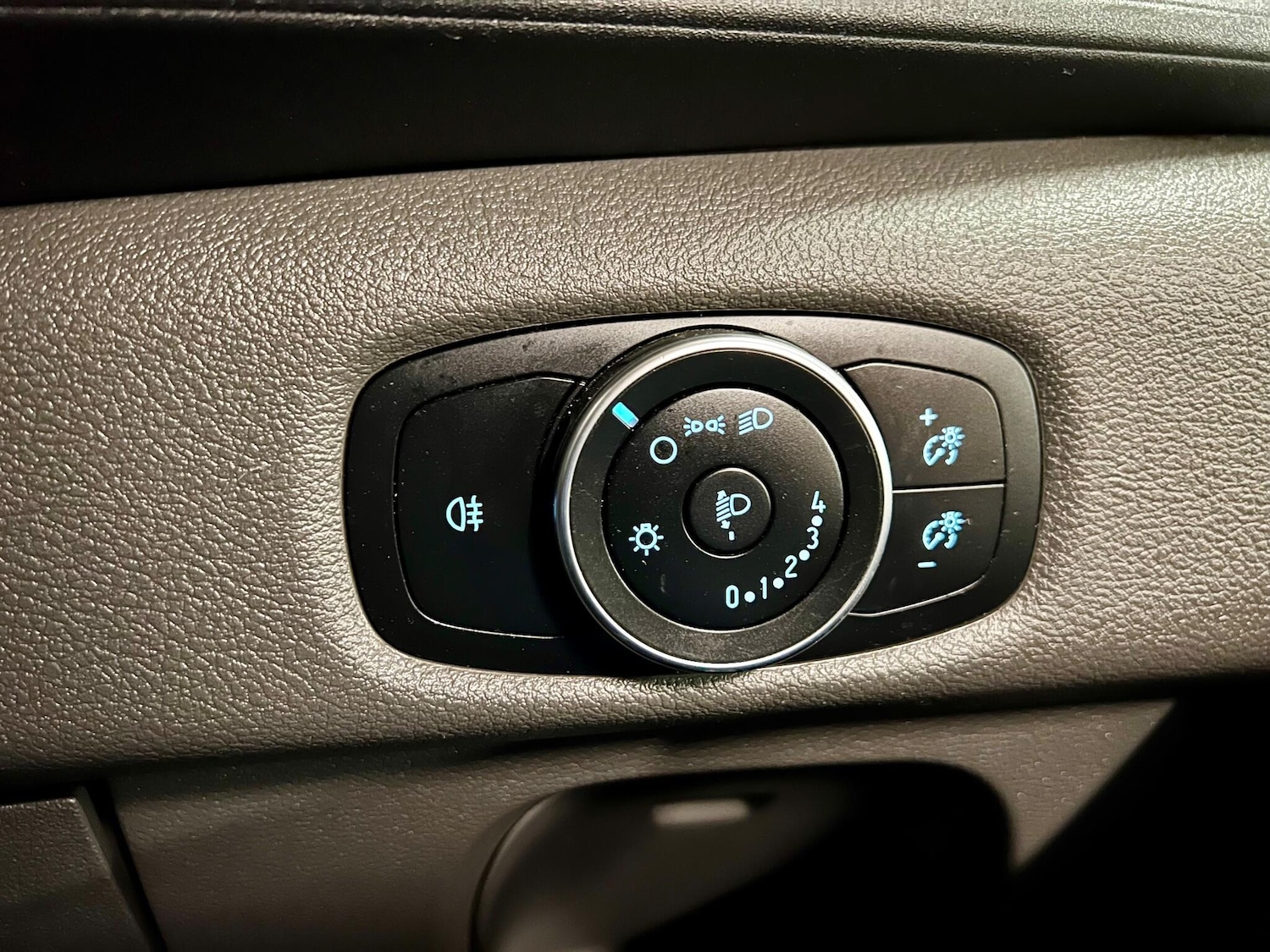 Used Ford Transit 2020 for sale - 76935885: Photo 11