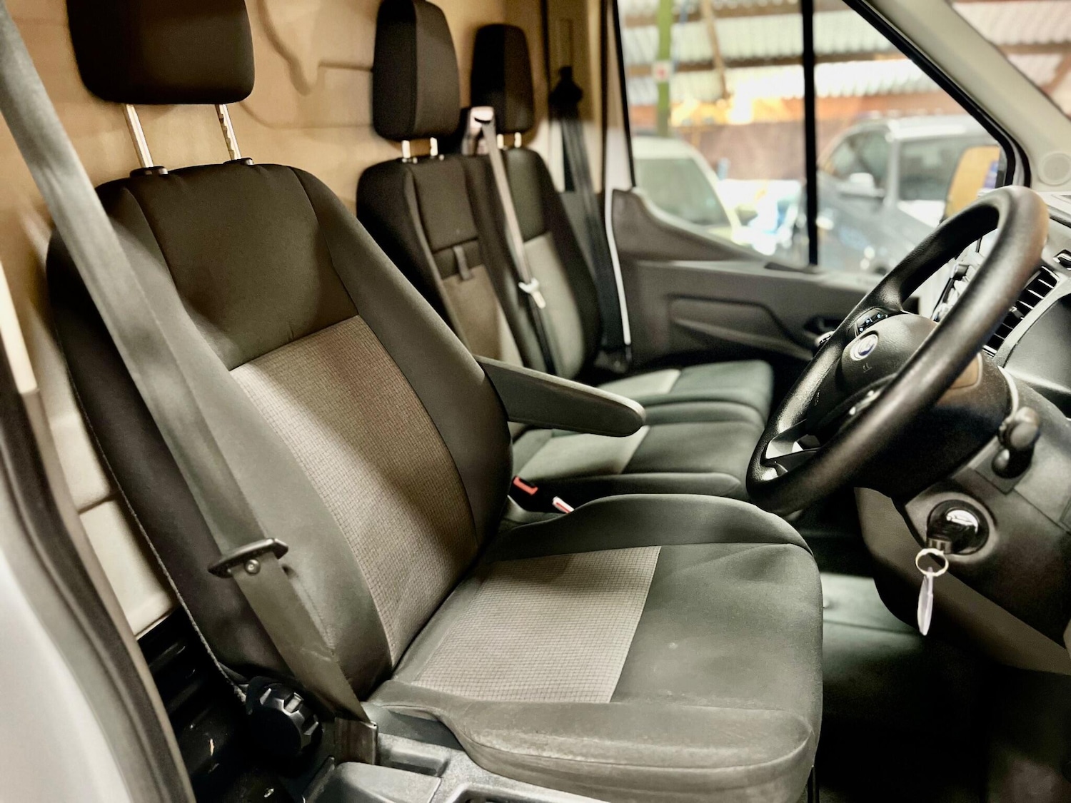 Used Ford Transit 2020 for sale - 76935885: Photo 8