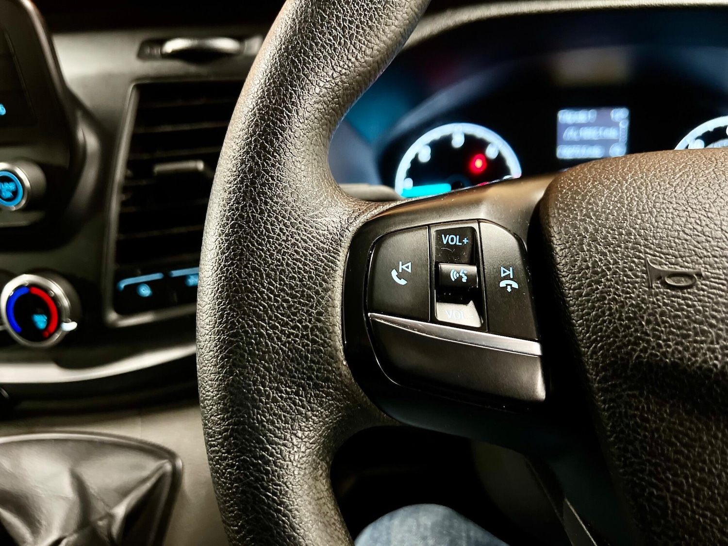 Used Ford Transit 2020 for sale - 76935885: Photo 9