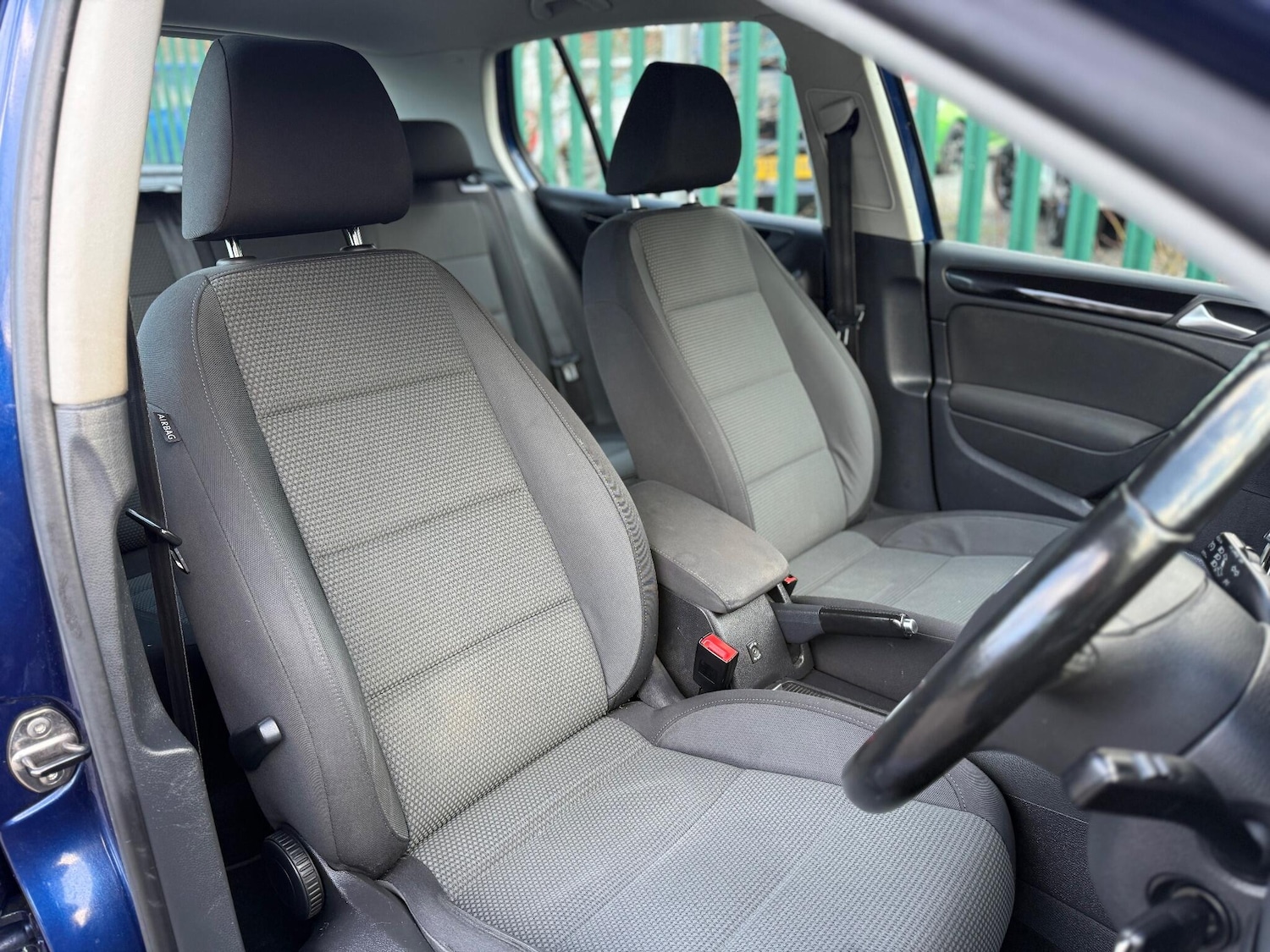 Used Volkswagen Golf 2011 for sale - 77626238: Photo 27