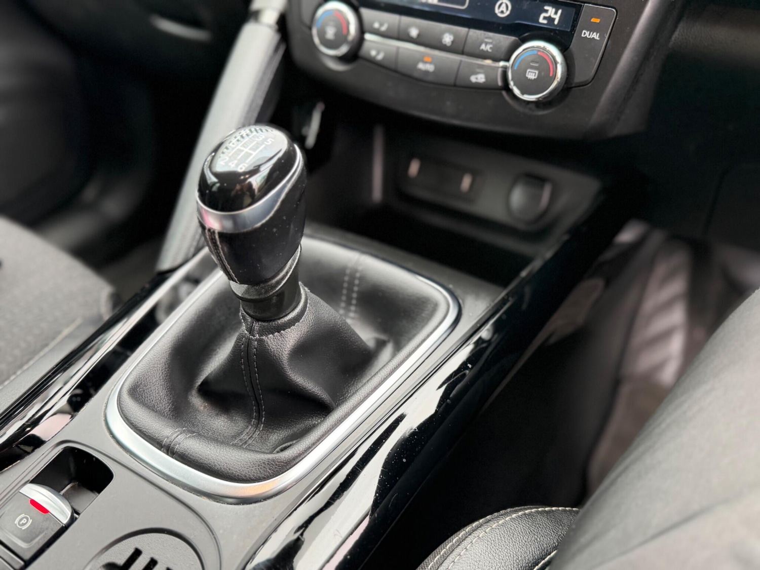 Used Renault Kadjar for sale - 77793824: Photo 29