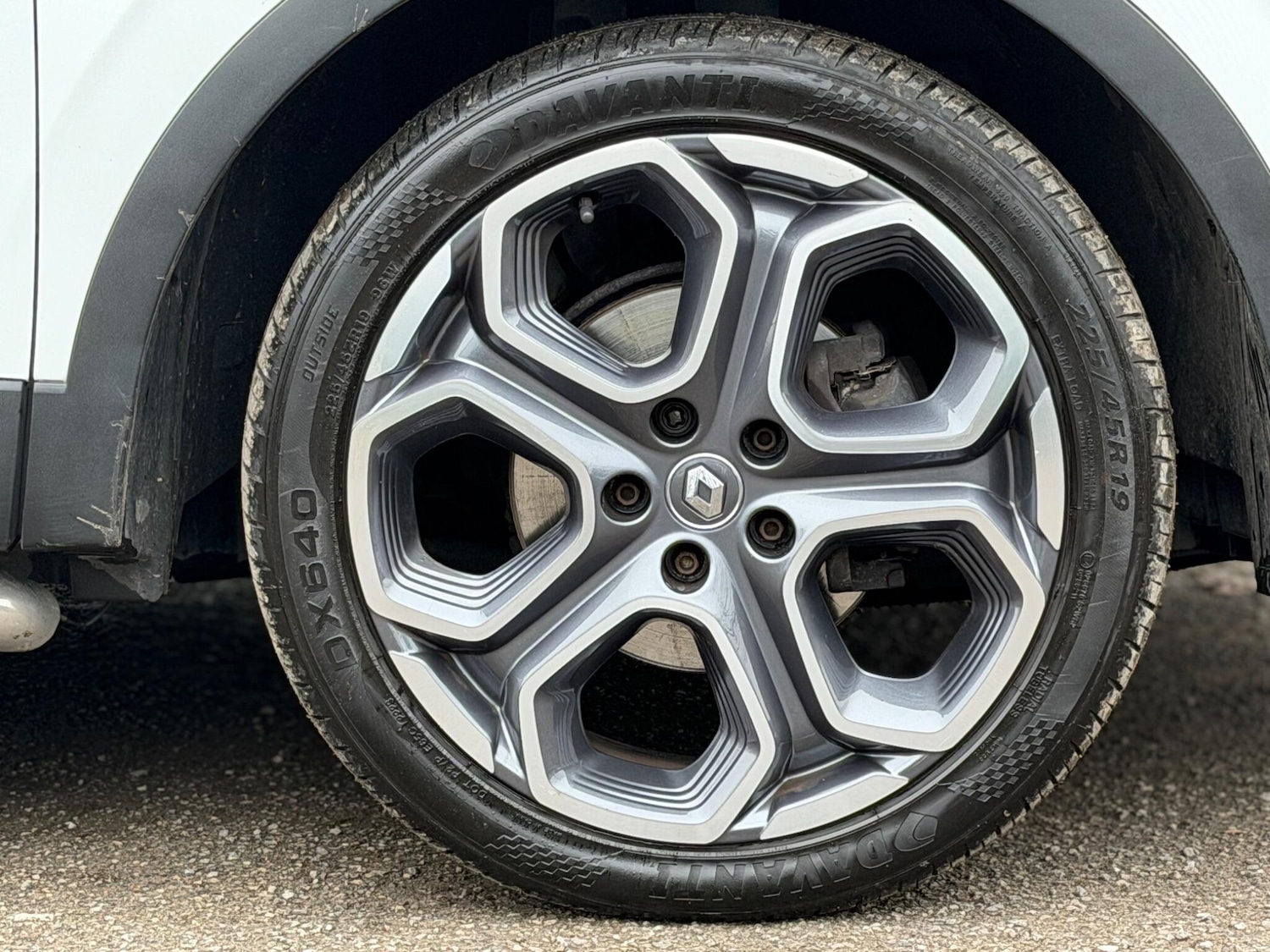 Used Renault Kadjar for sale - 77793824: Photo 5