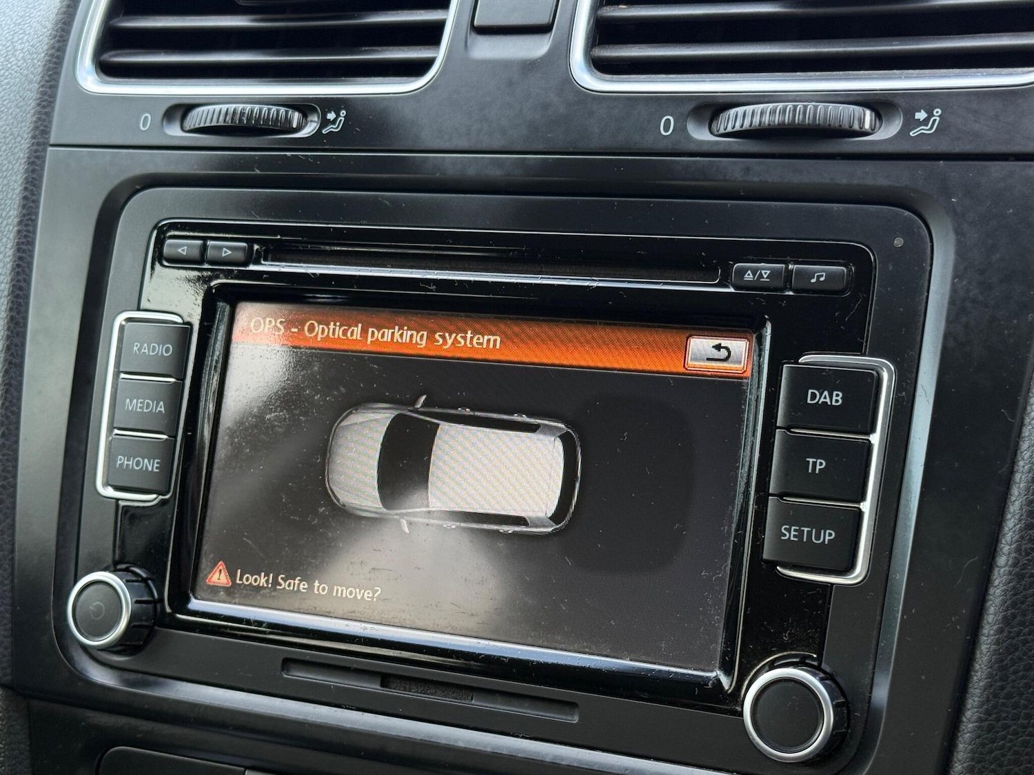 Used Volkswagen Golf 2011 for sale - 77098081: Photo 20