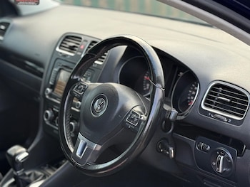 Used Volkswagen Golf 2011 for sale - 77098081: Photo