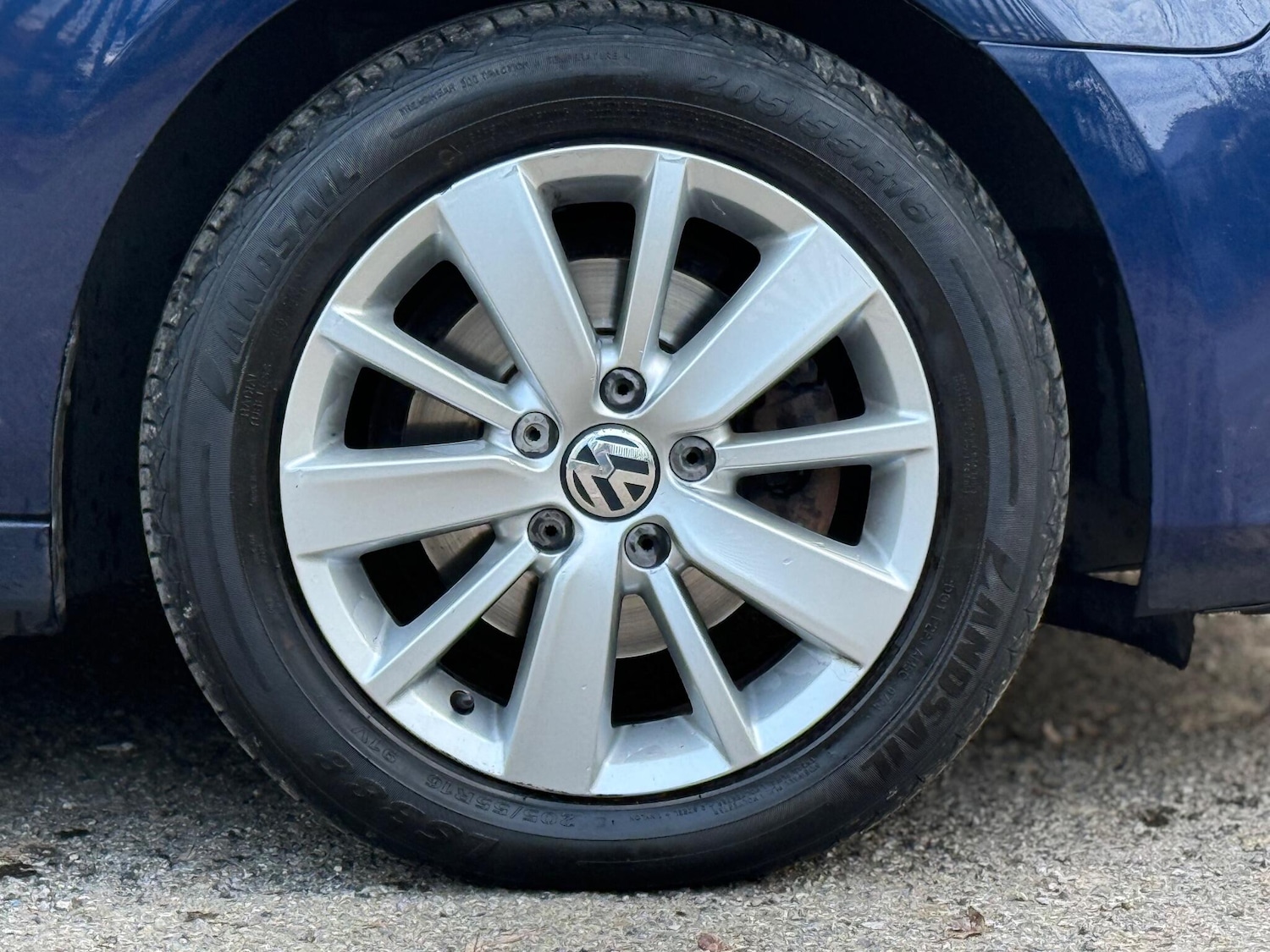 Used Volkswagen Golf 2011 for sale - 77098081: Photo 6