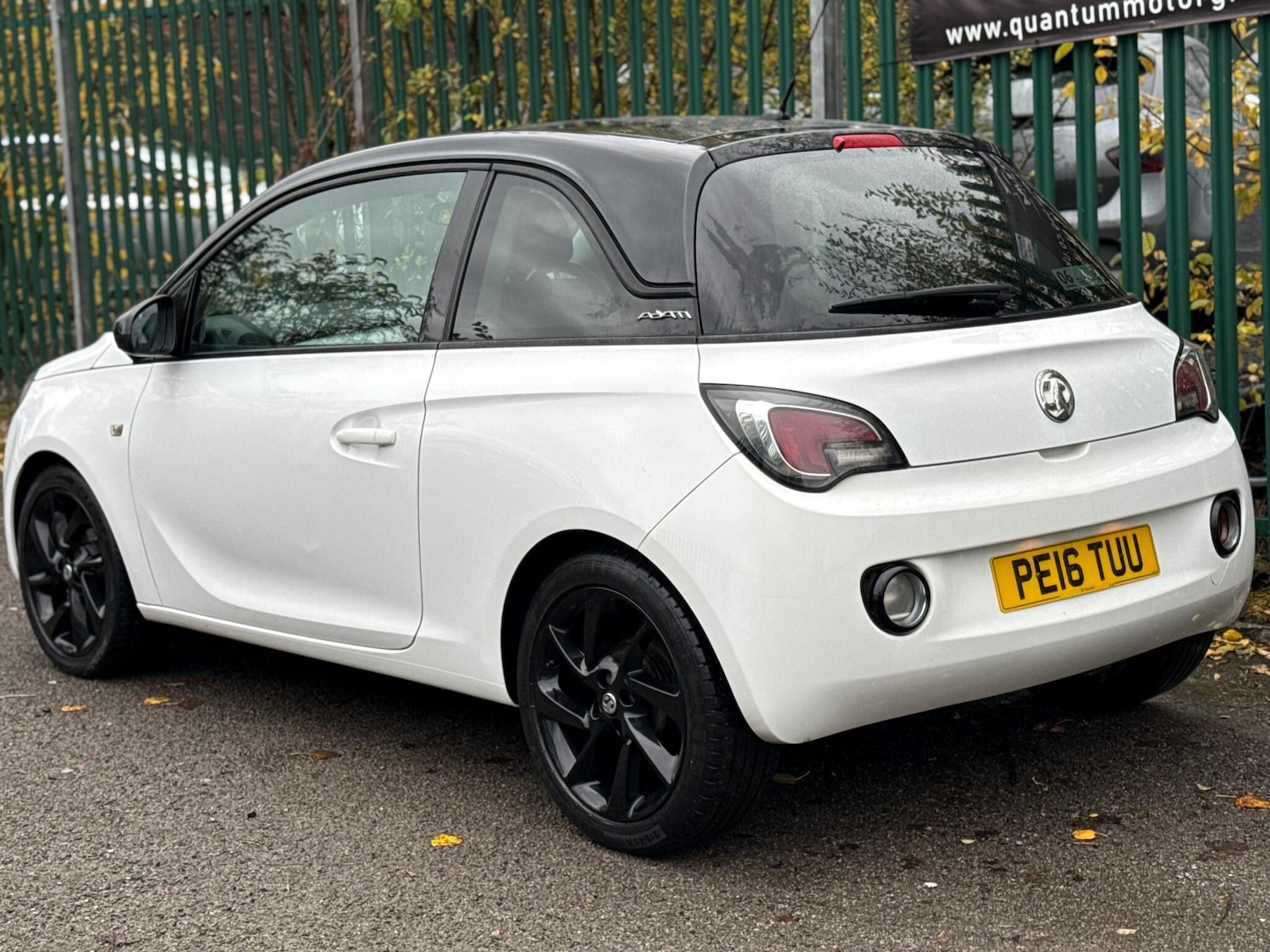 Used Vauxhall ADAM 2016 for sale - 76831771: Photo 16