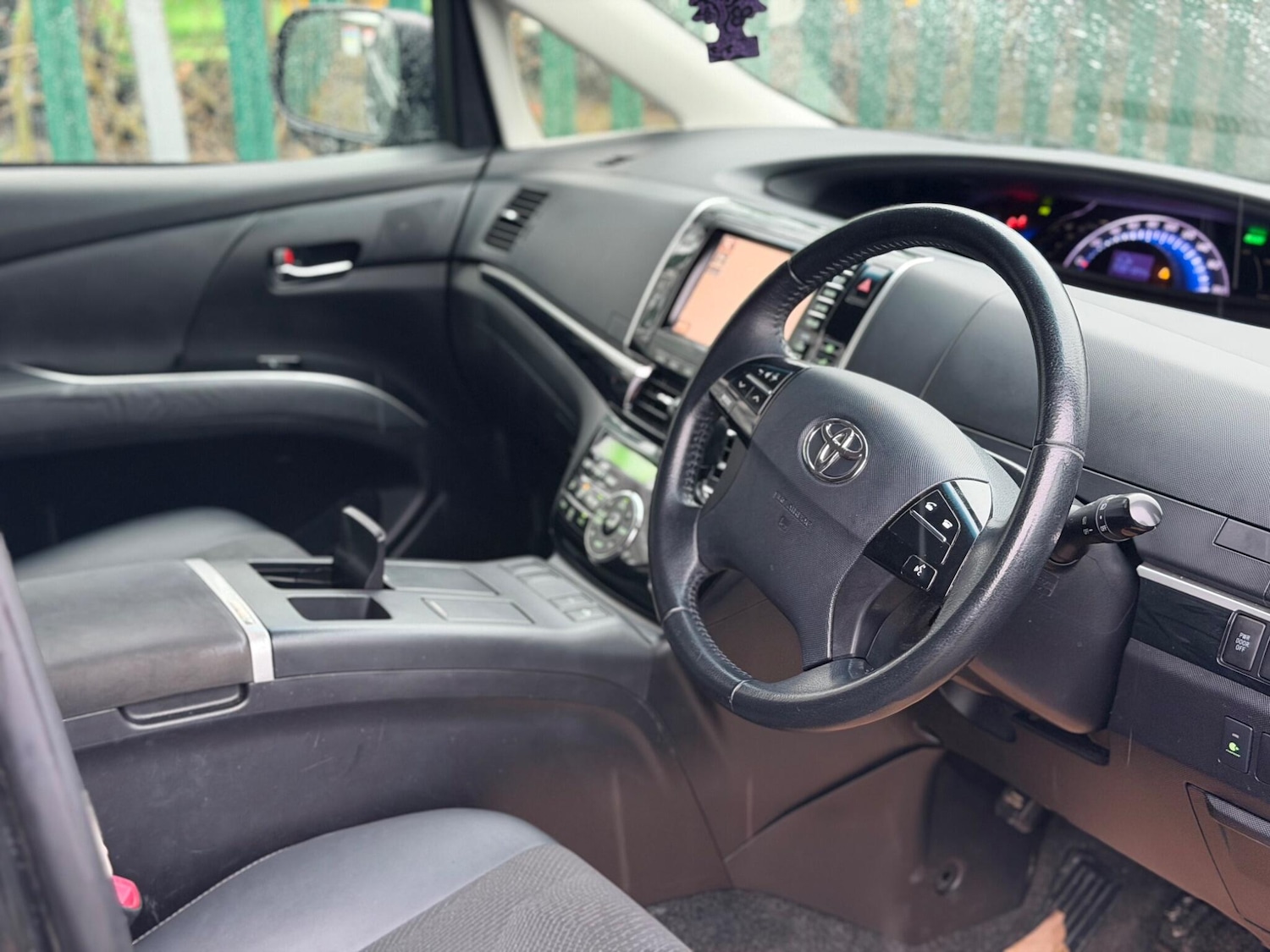 Used Toyota Estima 2025 for sale - 77242427: Photo 11