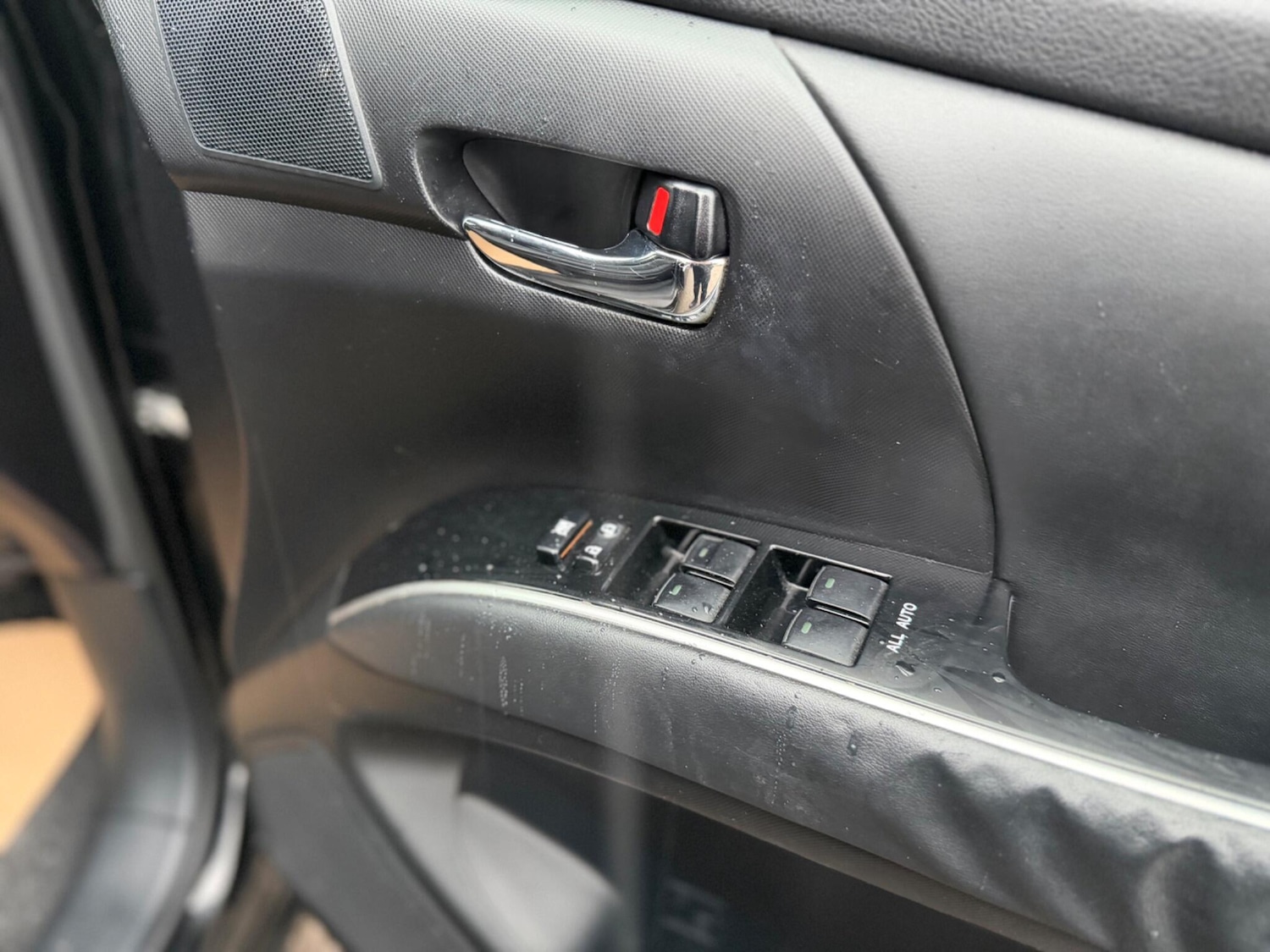 Used Toyota Estima 2025 for sale - 77242427: Photo 17