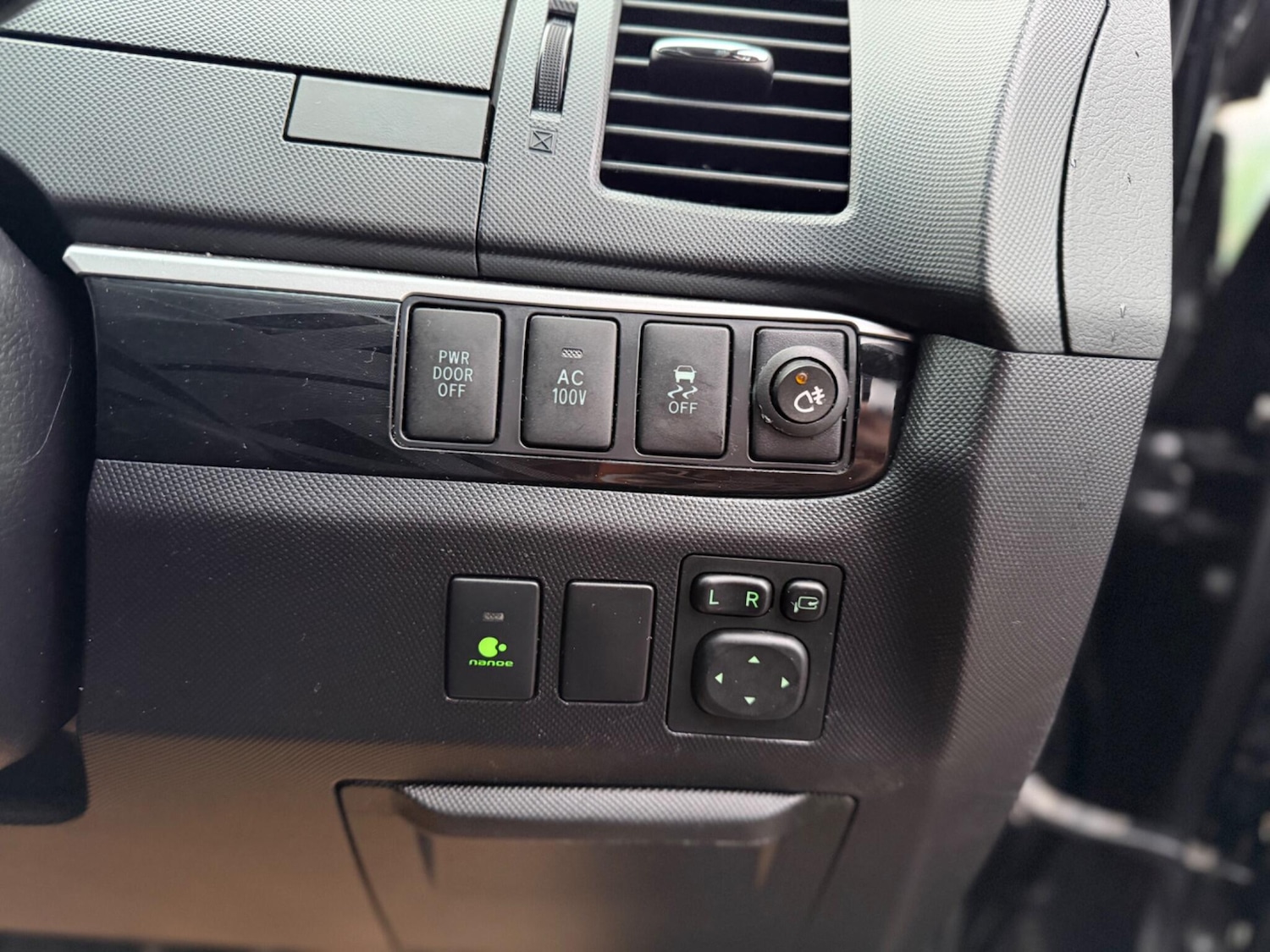 Used Toyota Estima 2025 for sale - 77242427: Photo 23