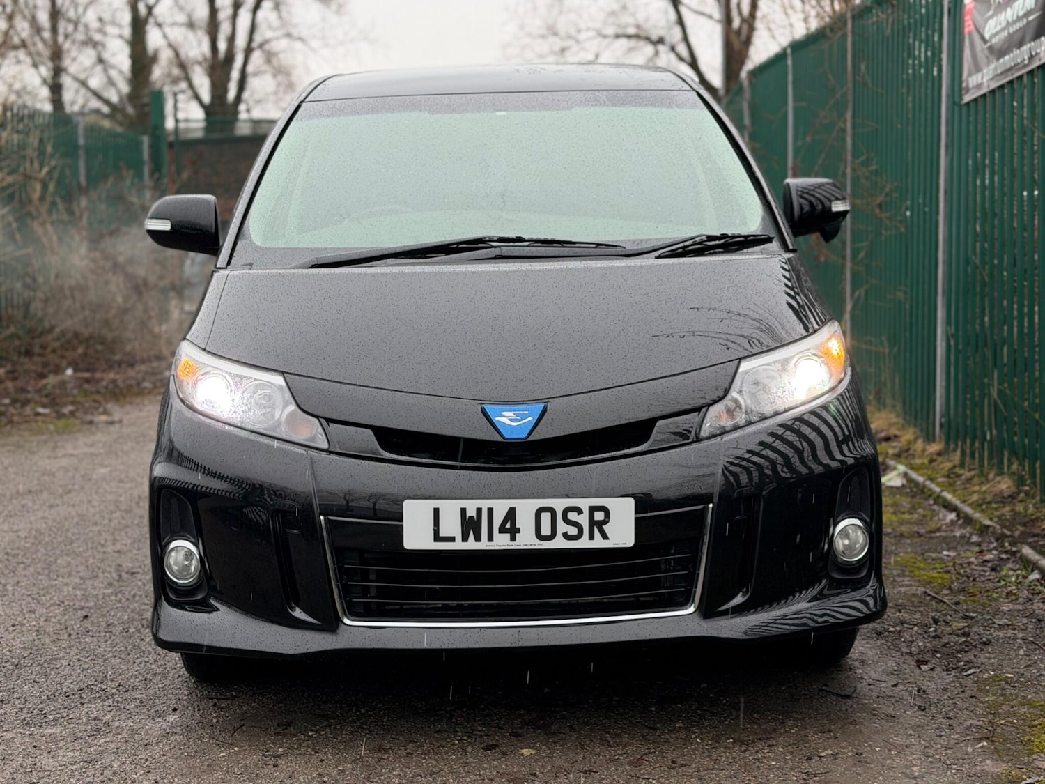 Used Toyota Estima 2025 for sale - 77242427: Photo 3