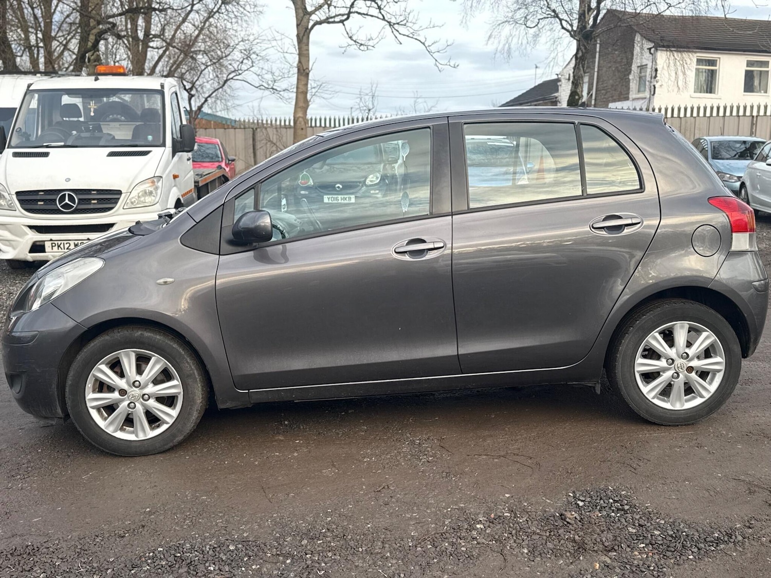 Used Toyota Yaris for sale - 77537980: Photo 4
