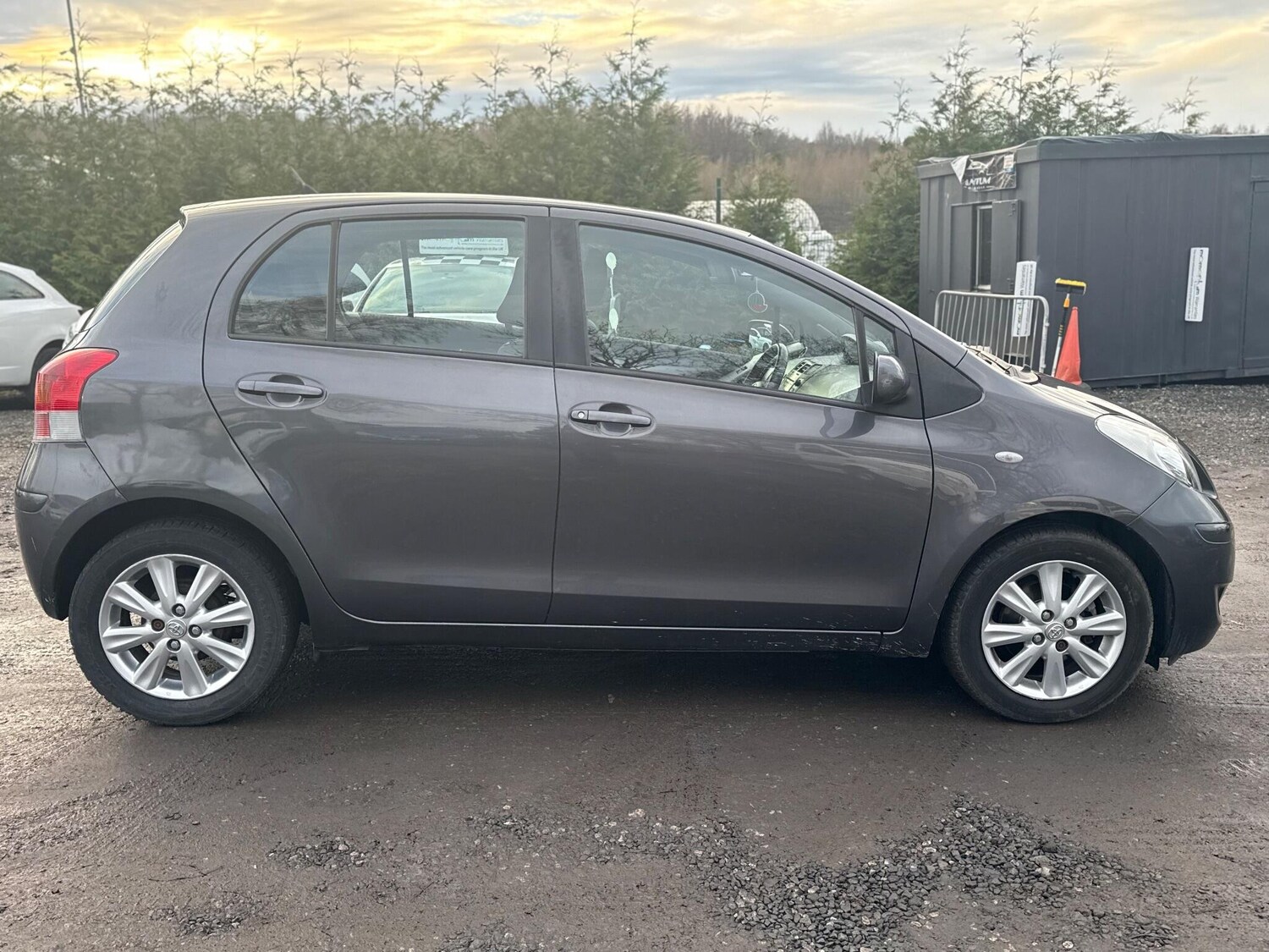 Used Toyota Yaris for sale - 77537980: Photo 8