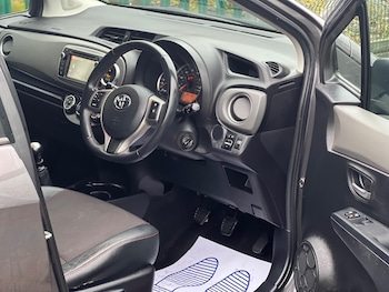 Used Toyota Yaris 2013 for sale - 76831766: Photo